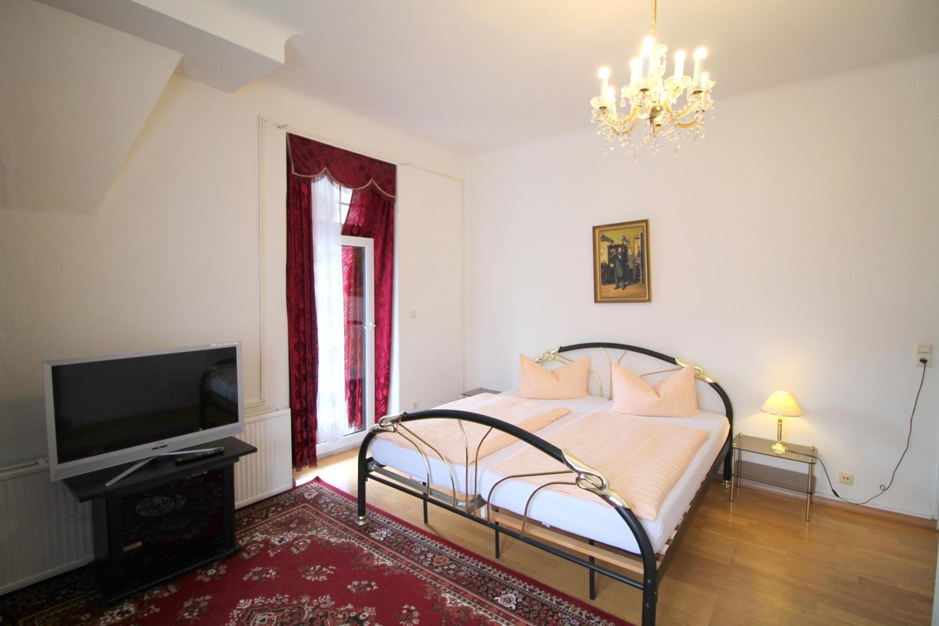 Basic Triple Room - Photo 1
