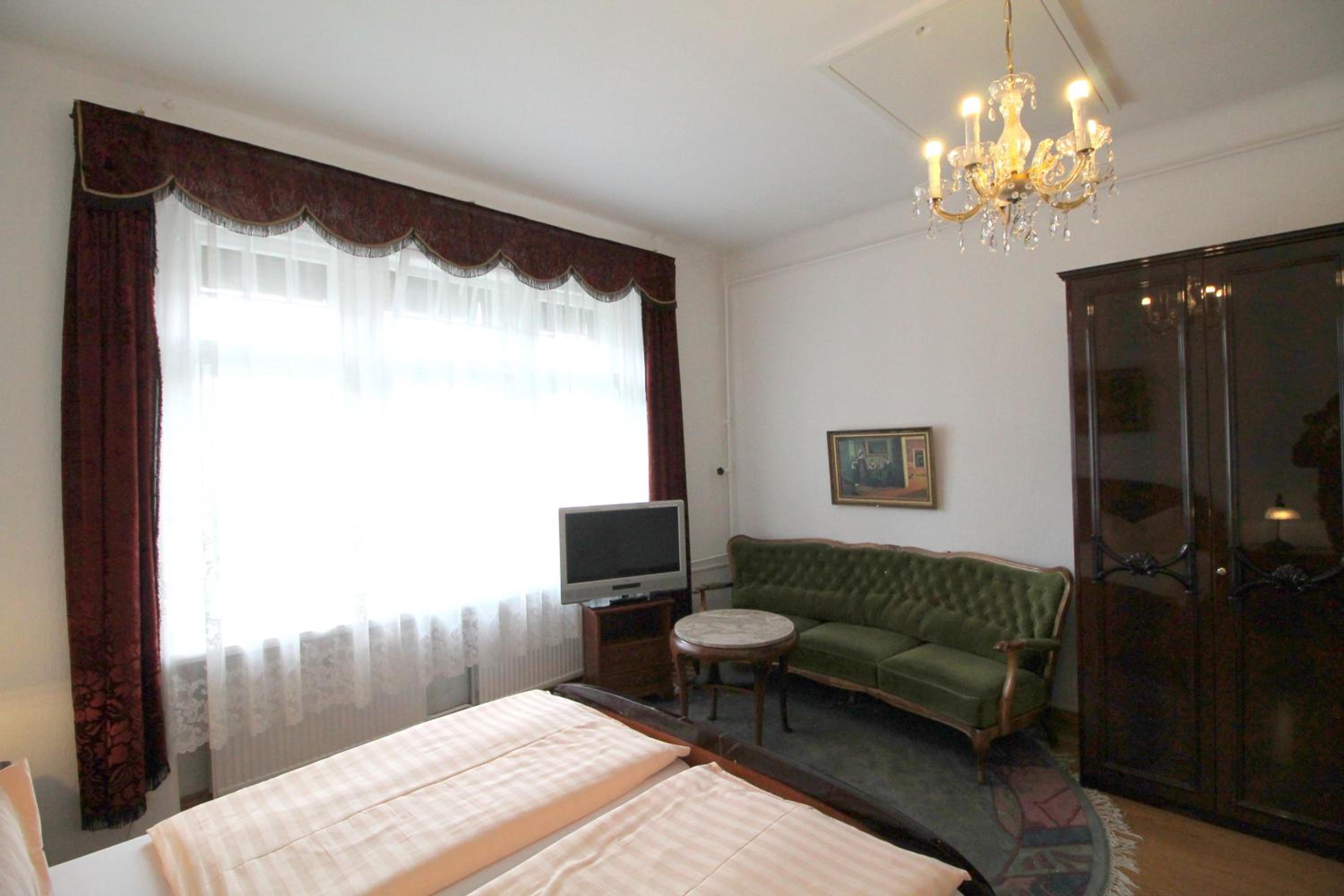 Double Room - Photo 1