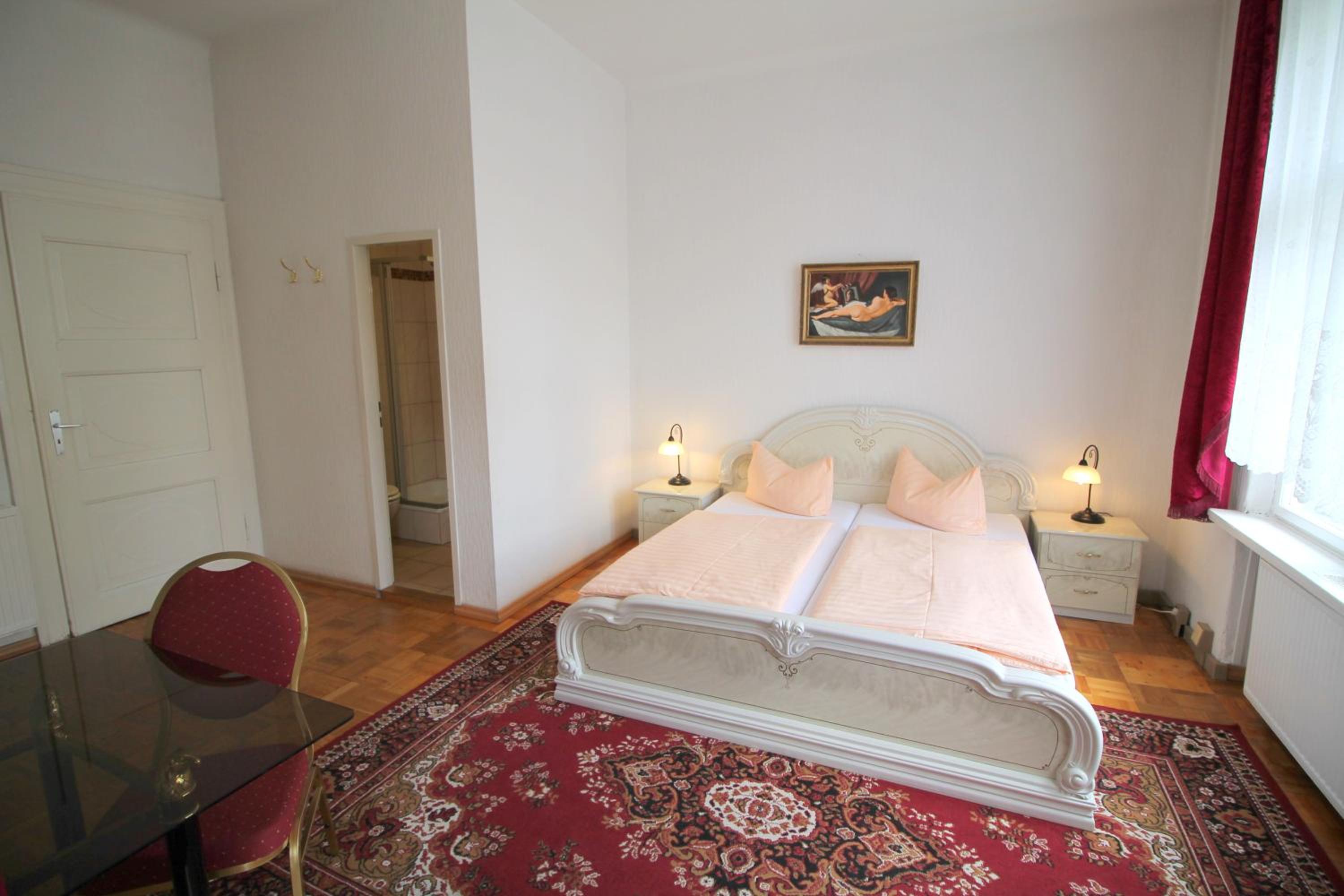 Basic Triple Room - Photo 2