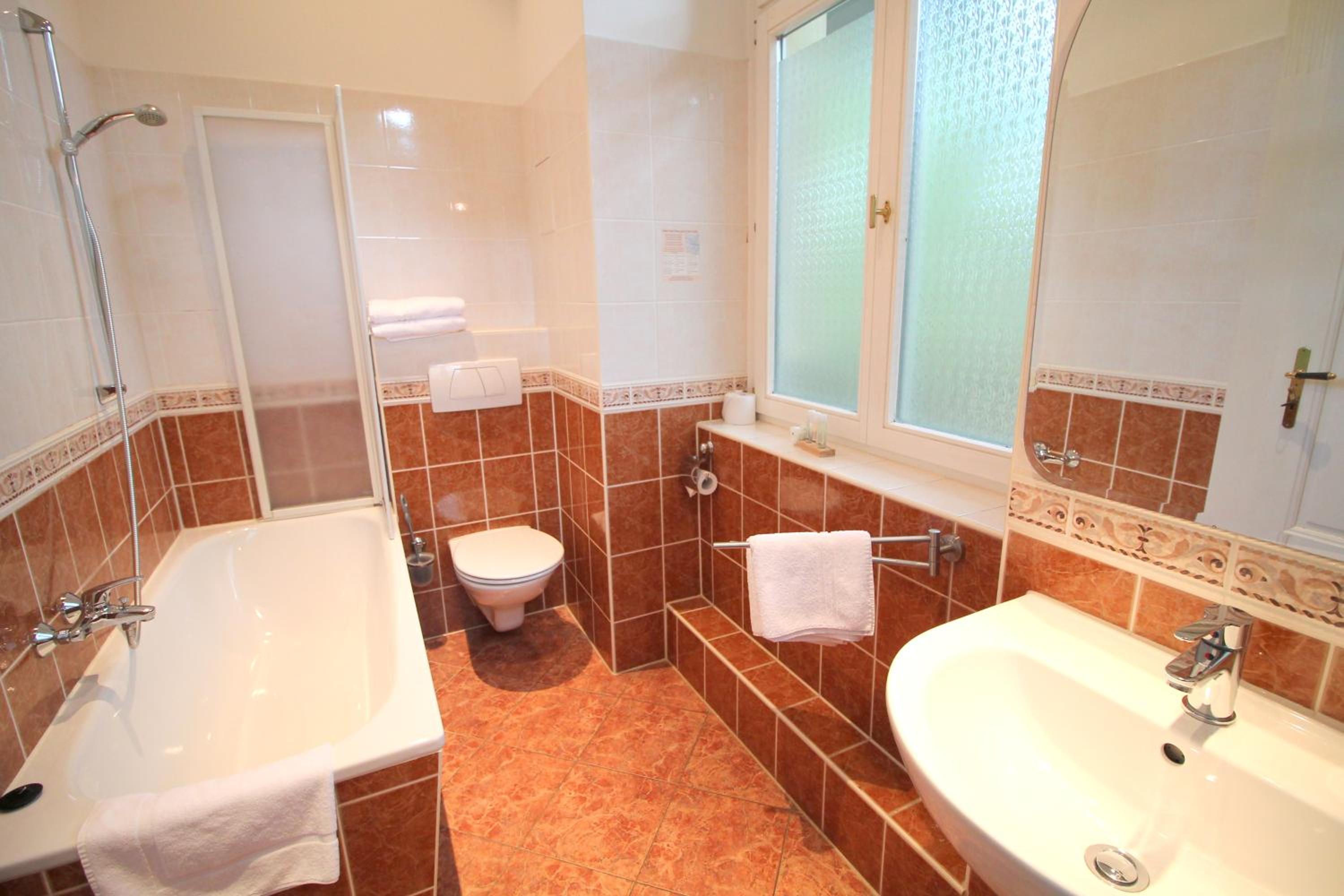 Comfort Studio Apartment - Photo 3