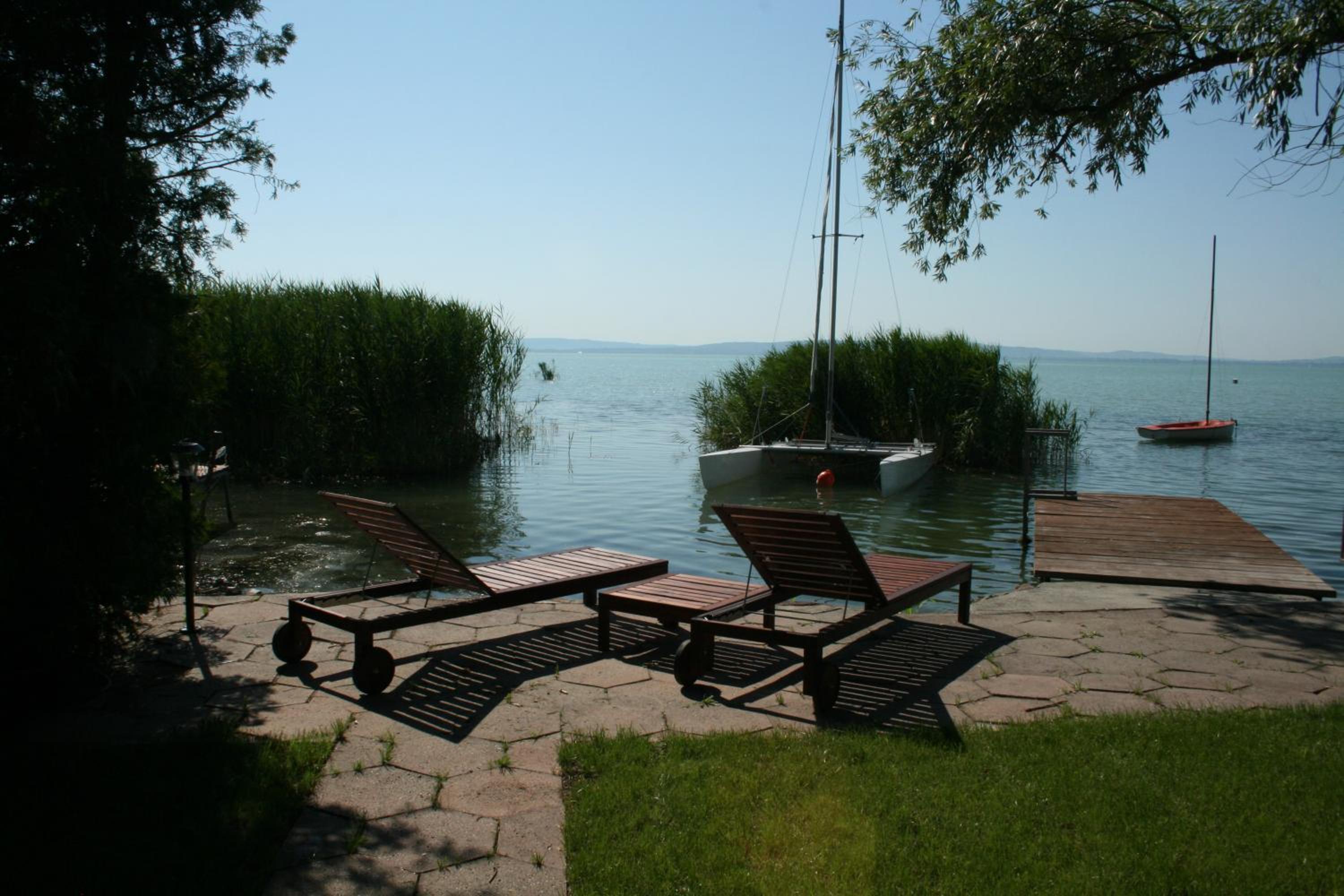 Villa - Beach Front photo 1