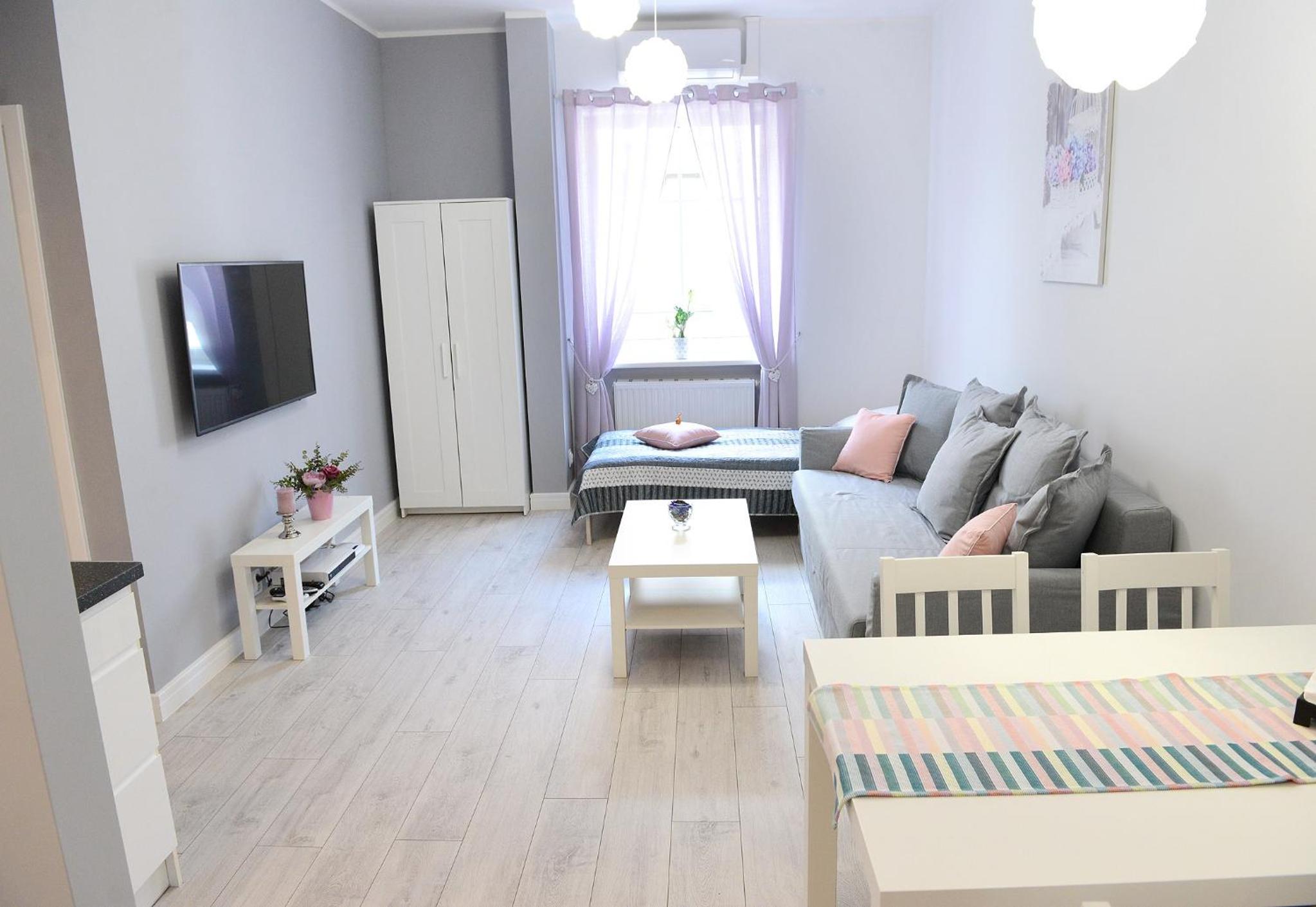 Studio Apartment photo 1