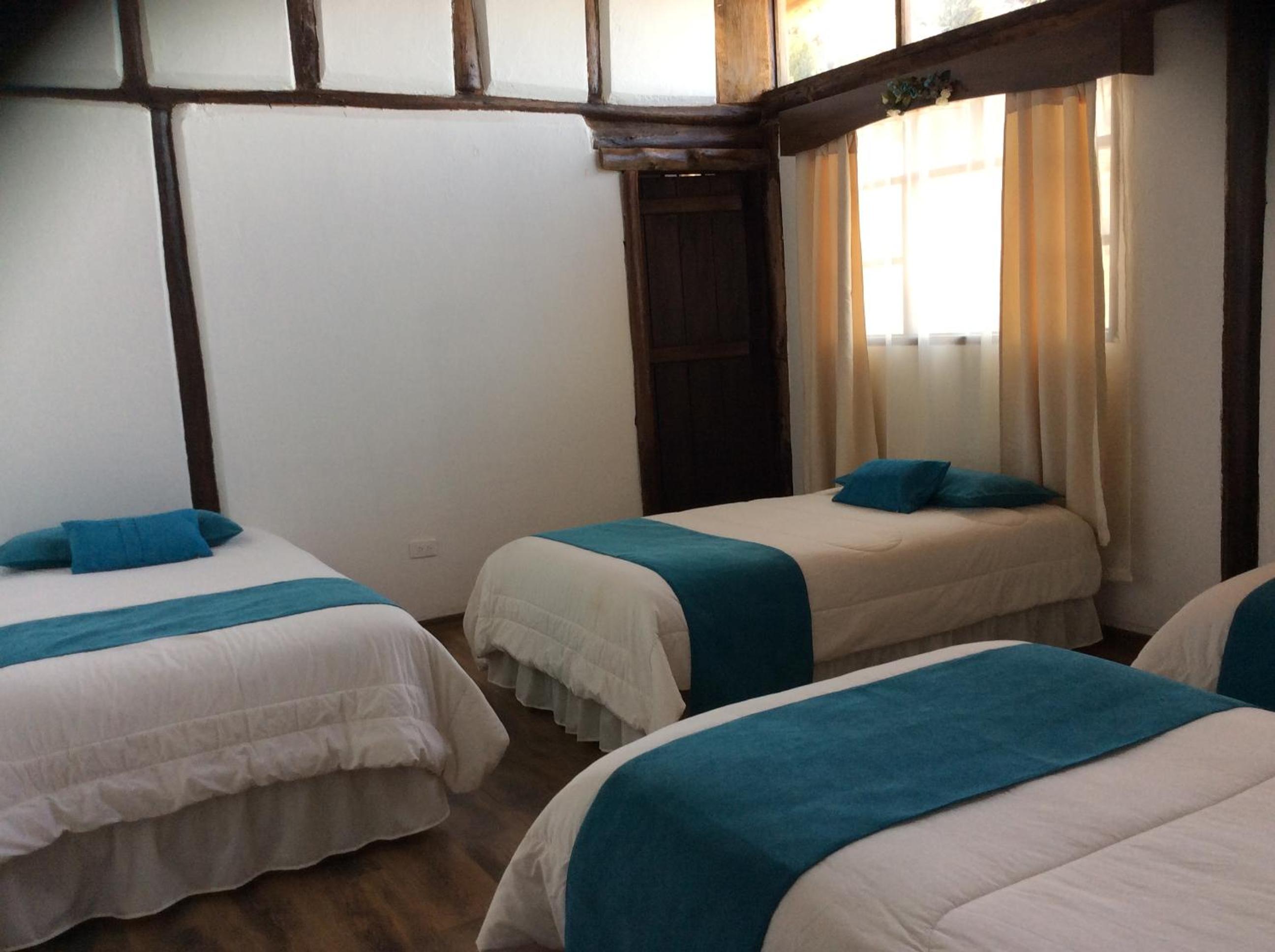 Quadruple Room with Private Bathroom photo 2