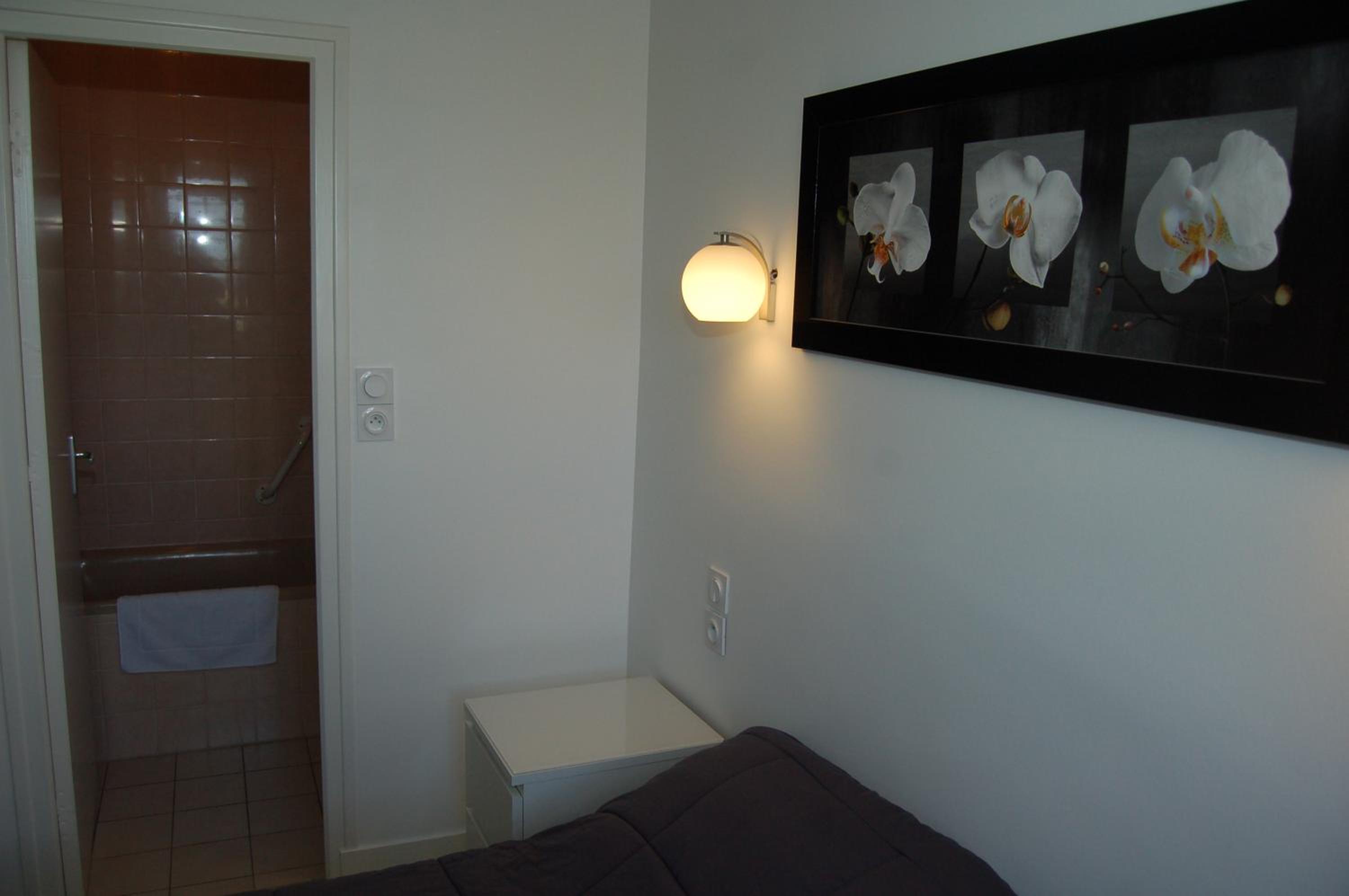 Single Room 21