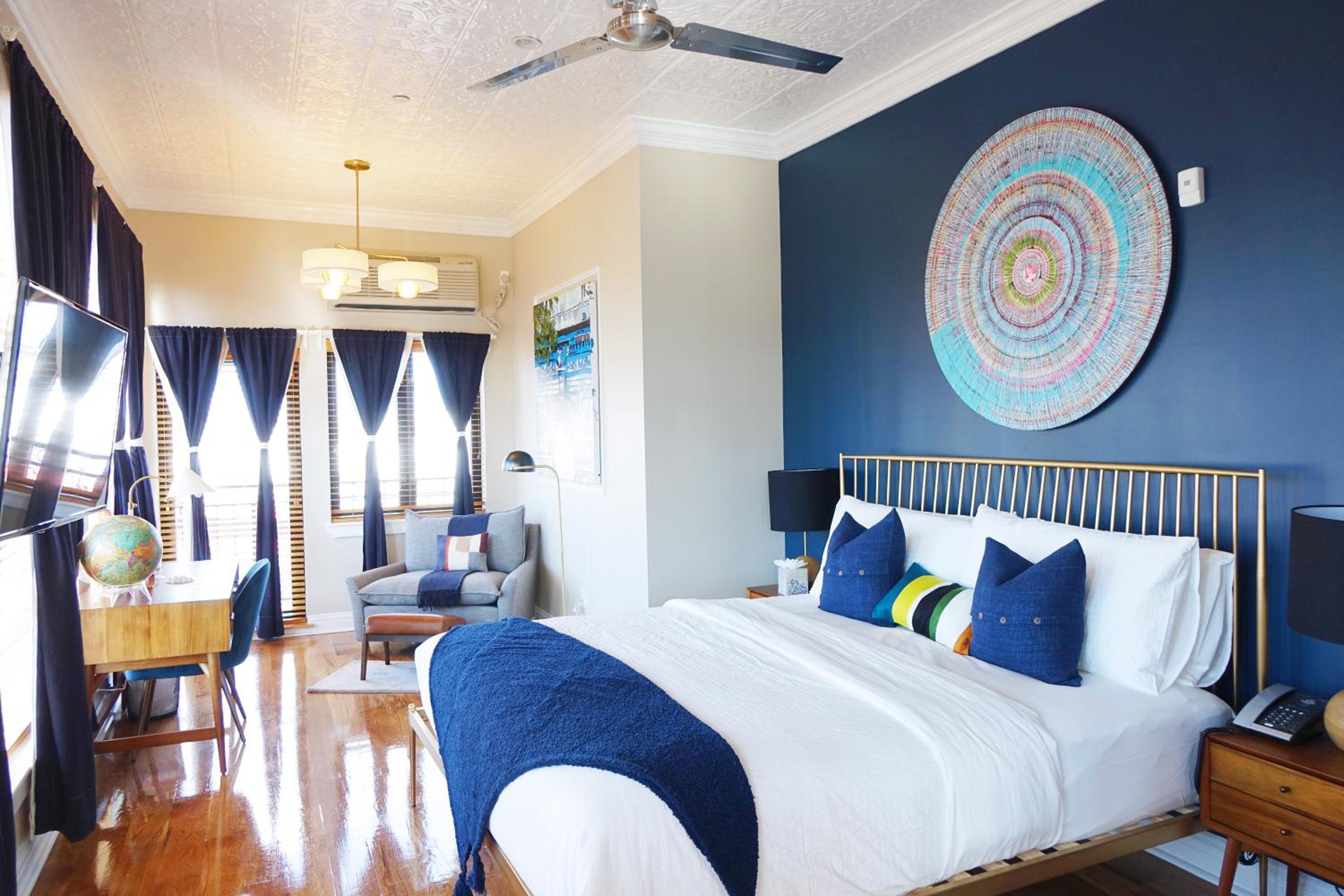 Penthouse Suite - Photo 1