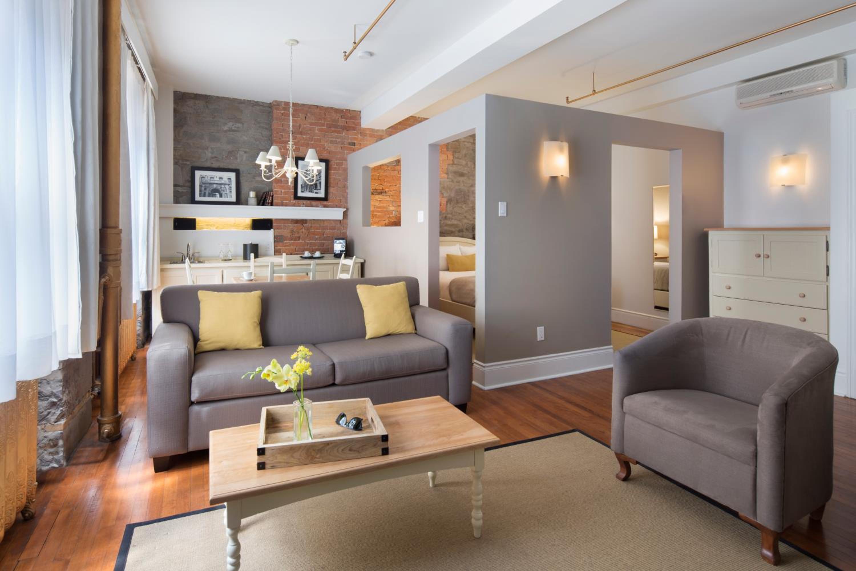 Suite photo 1