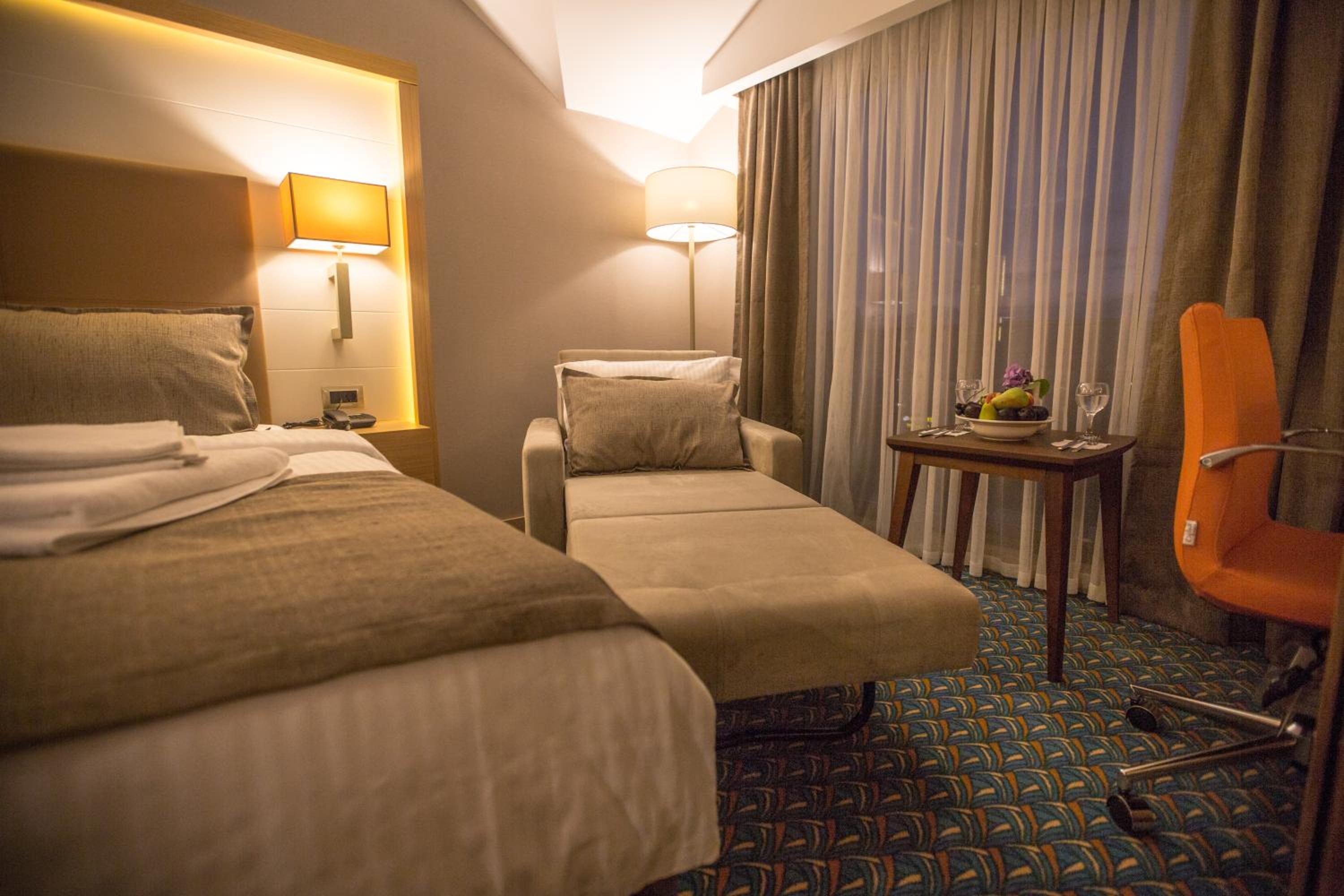Double or Twin Room with Balcony photo 1