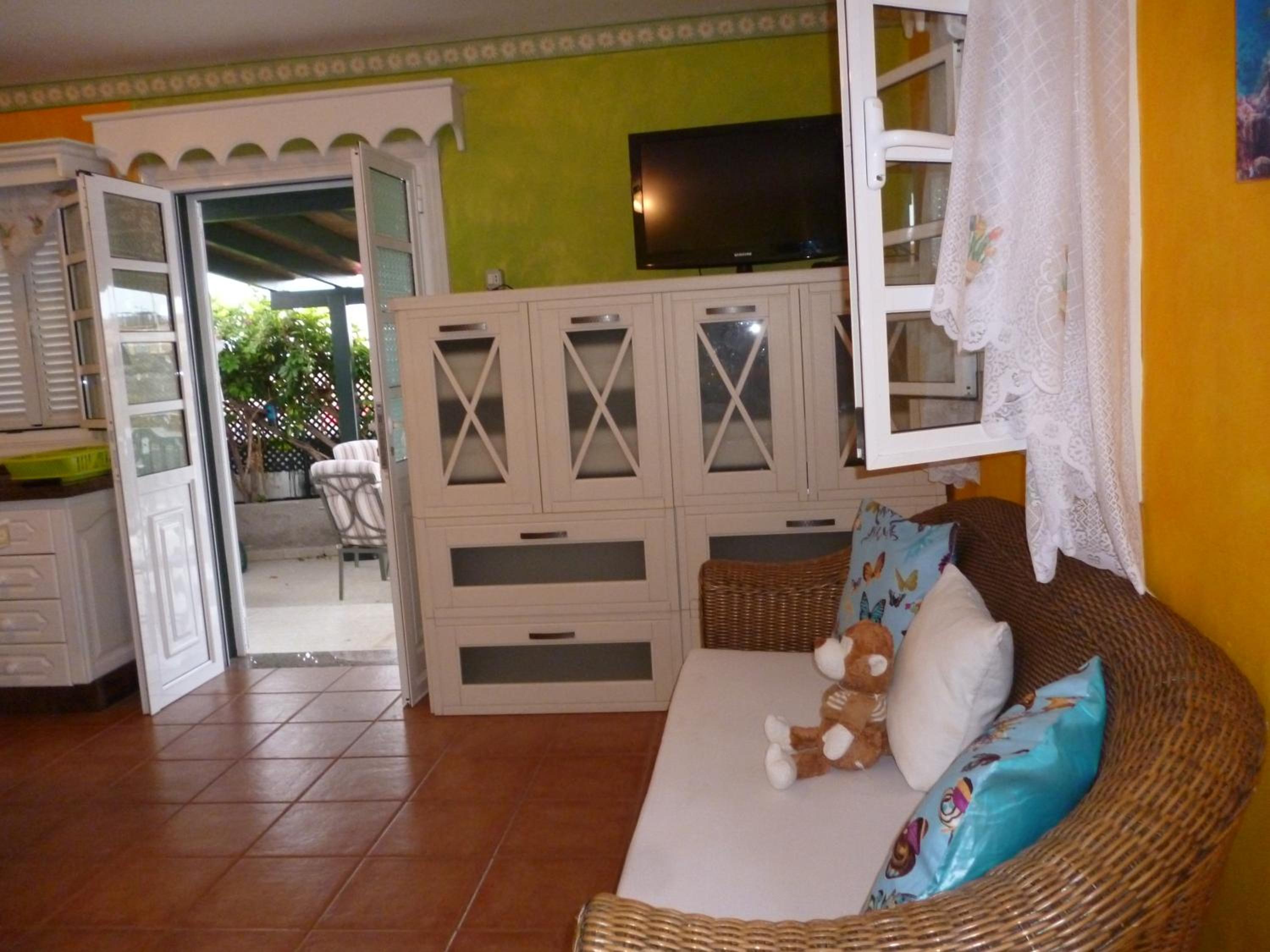 Two-Bedroom House - Photo 36