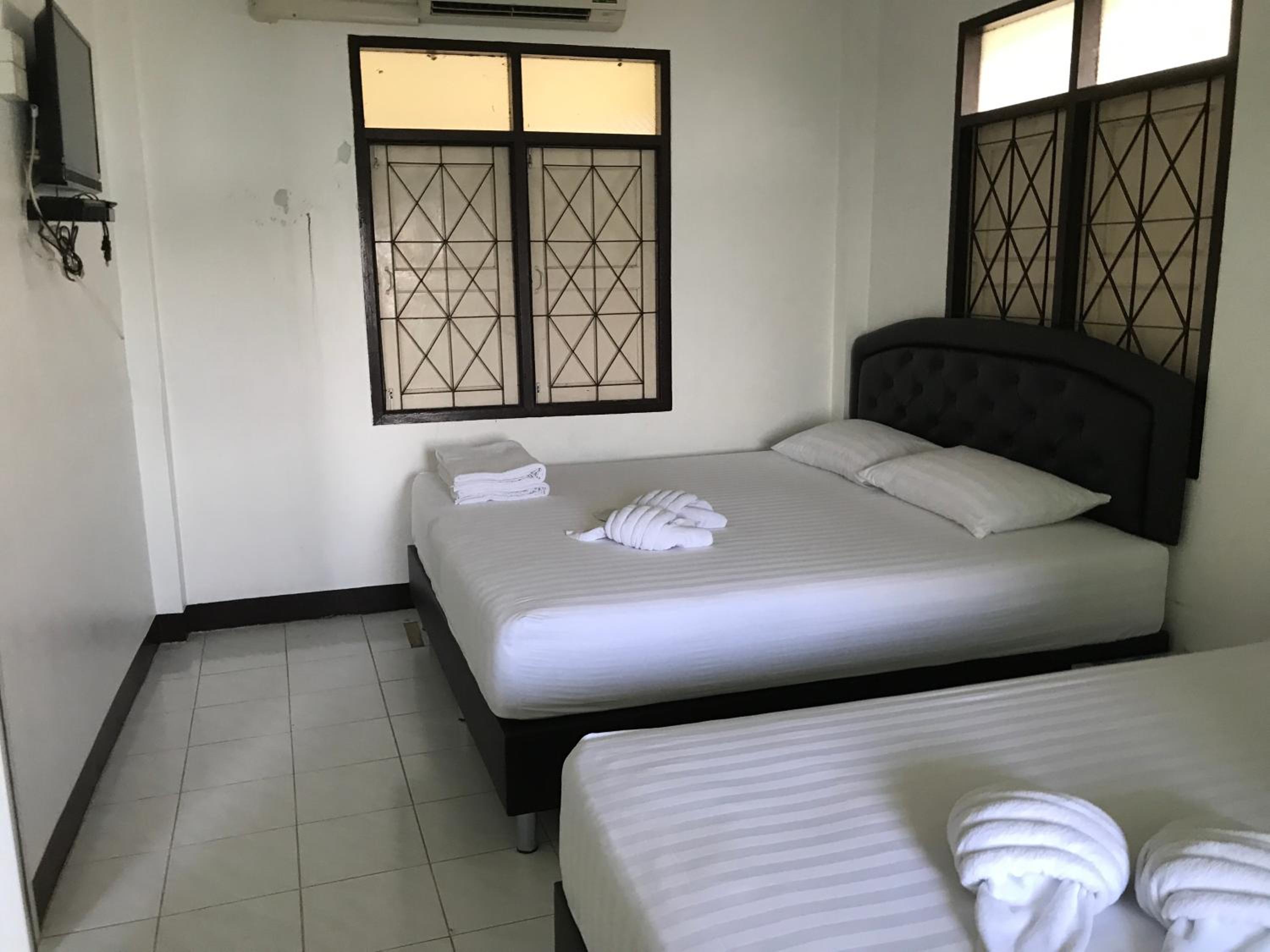Bungalow with Sea View - Photo 23