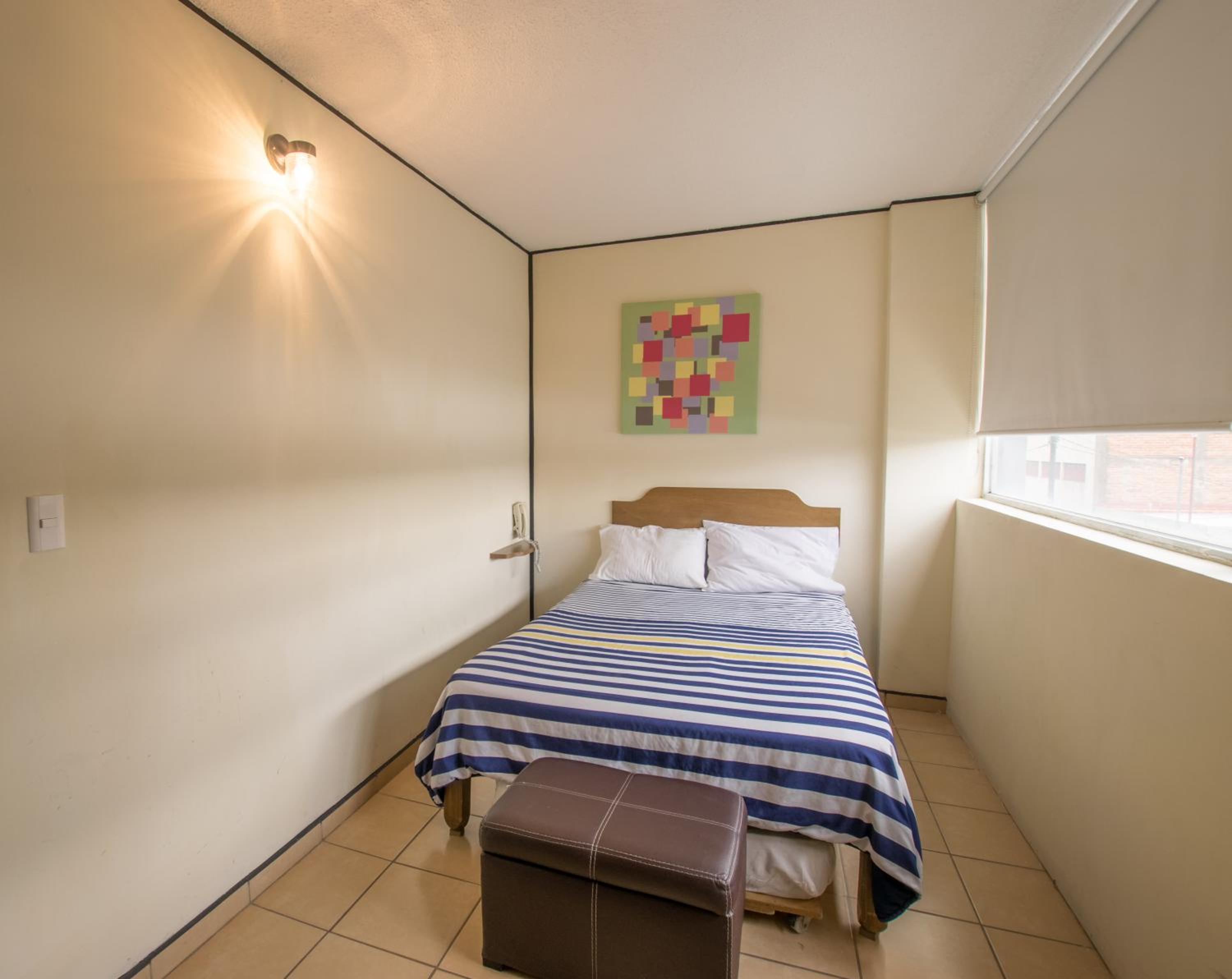 Basic Triple Room - Photo 2