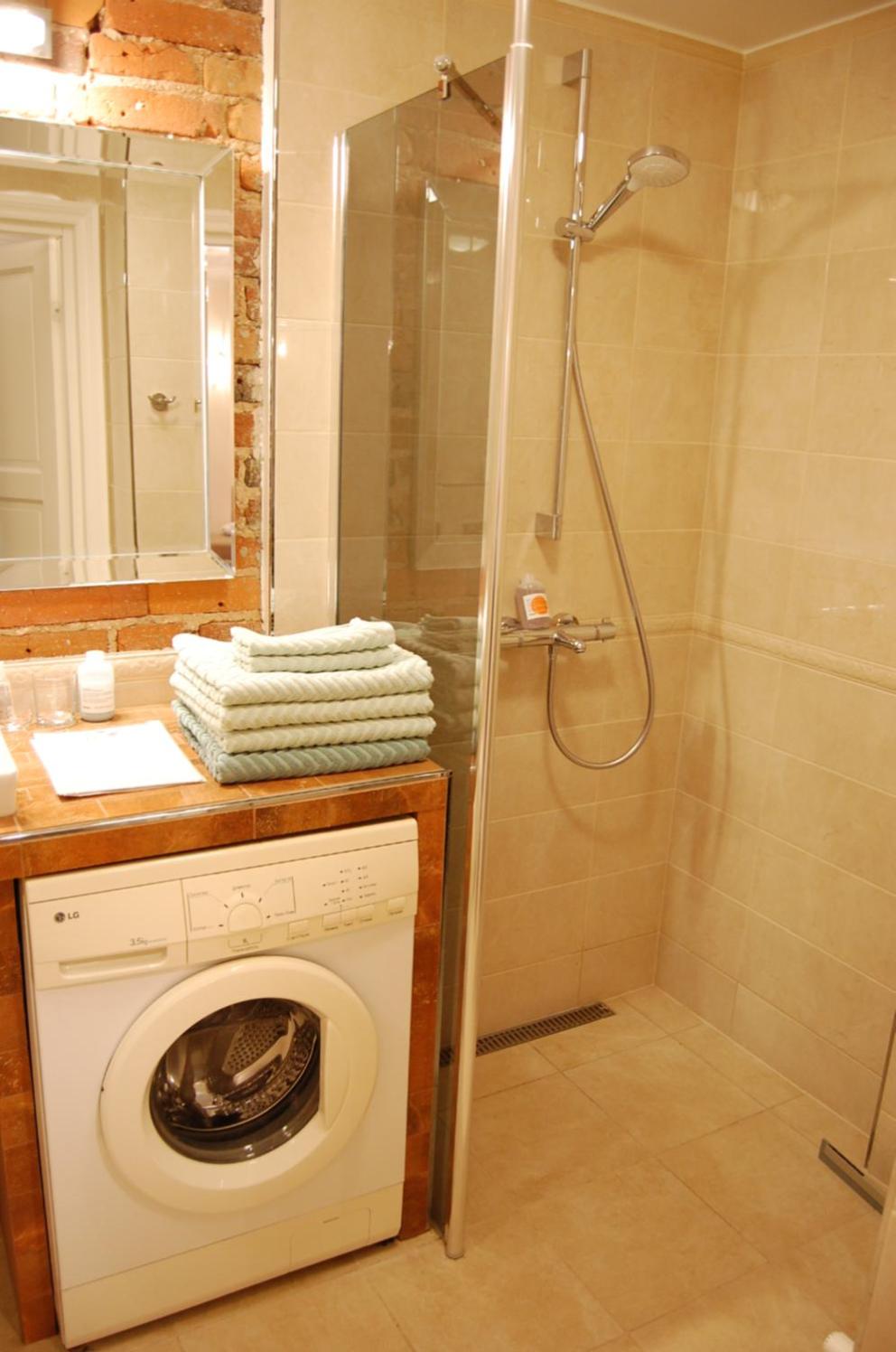 One-Bedroom Apartment - Photo 16