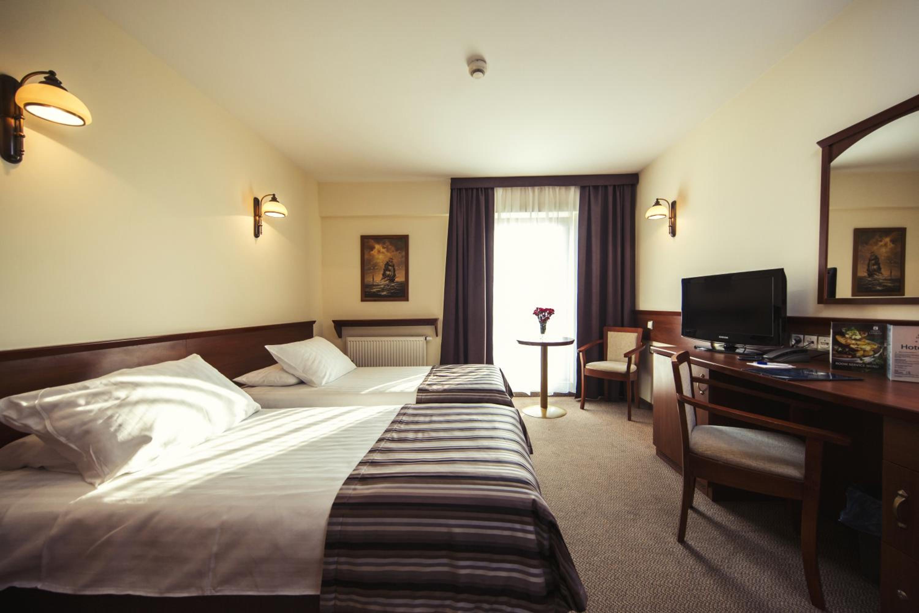 Double or Twin Room photo 2