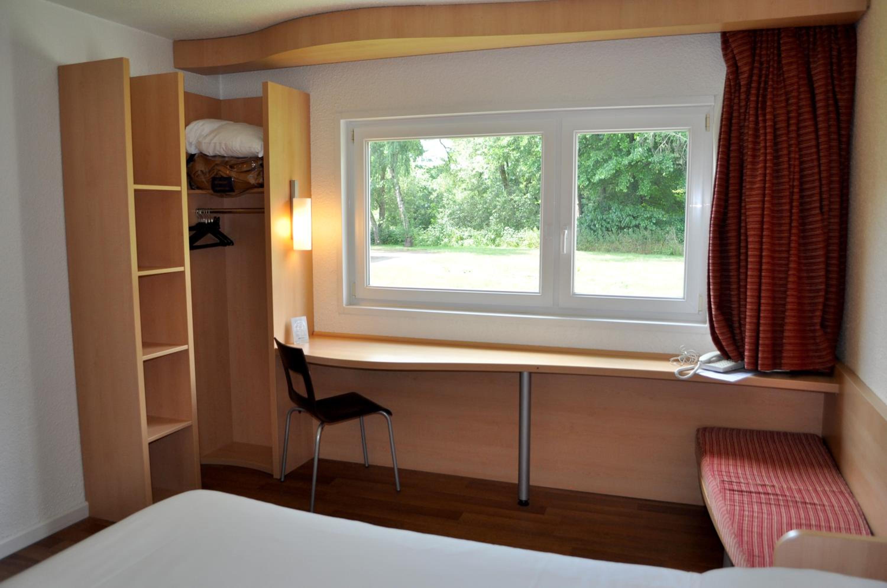 Standard Double Room - Photo 14