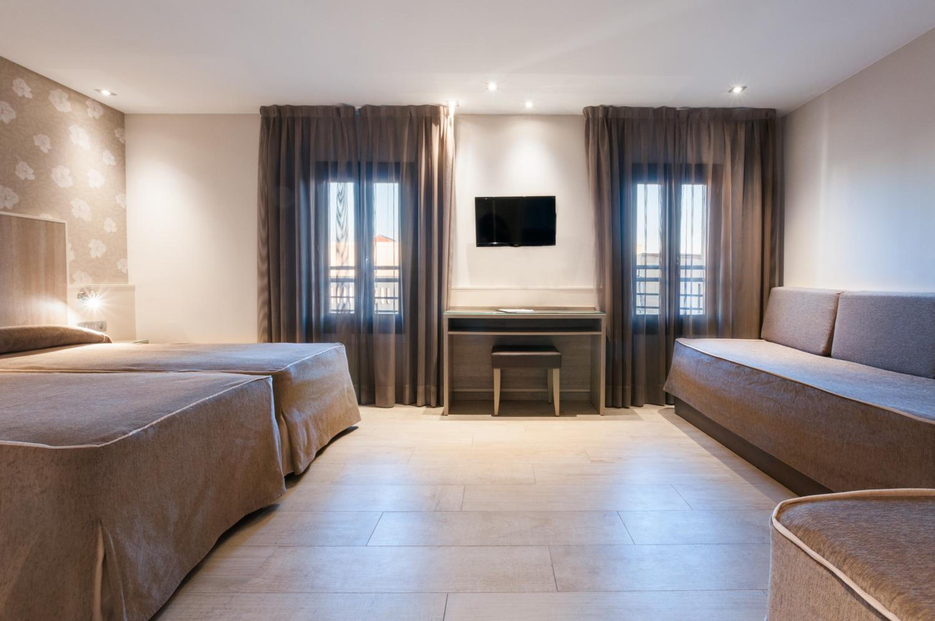 Double or Twin Room with Extra Bed