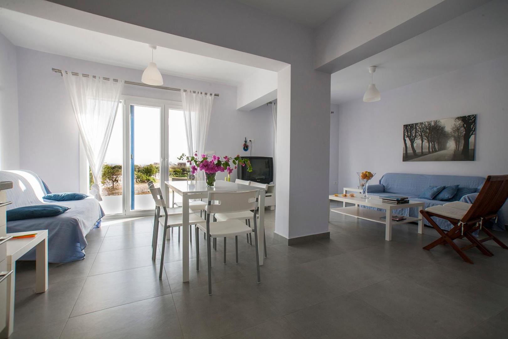Apartment - Split Level with Sea View