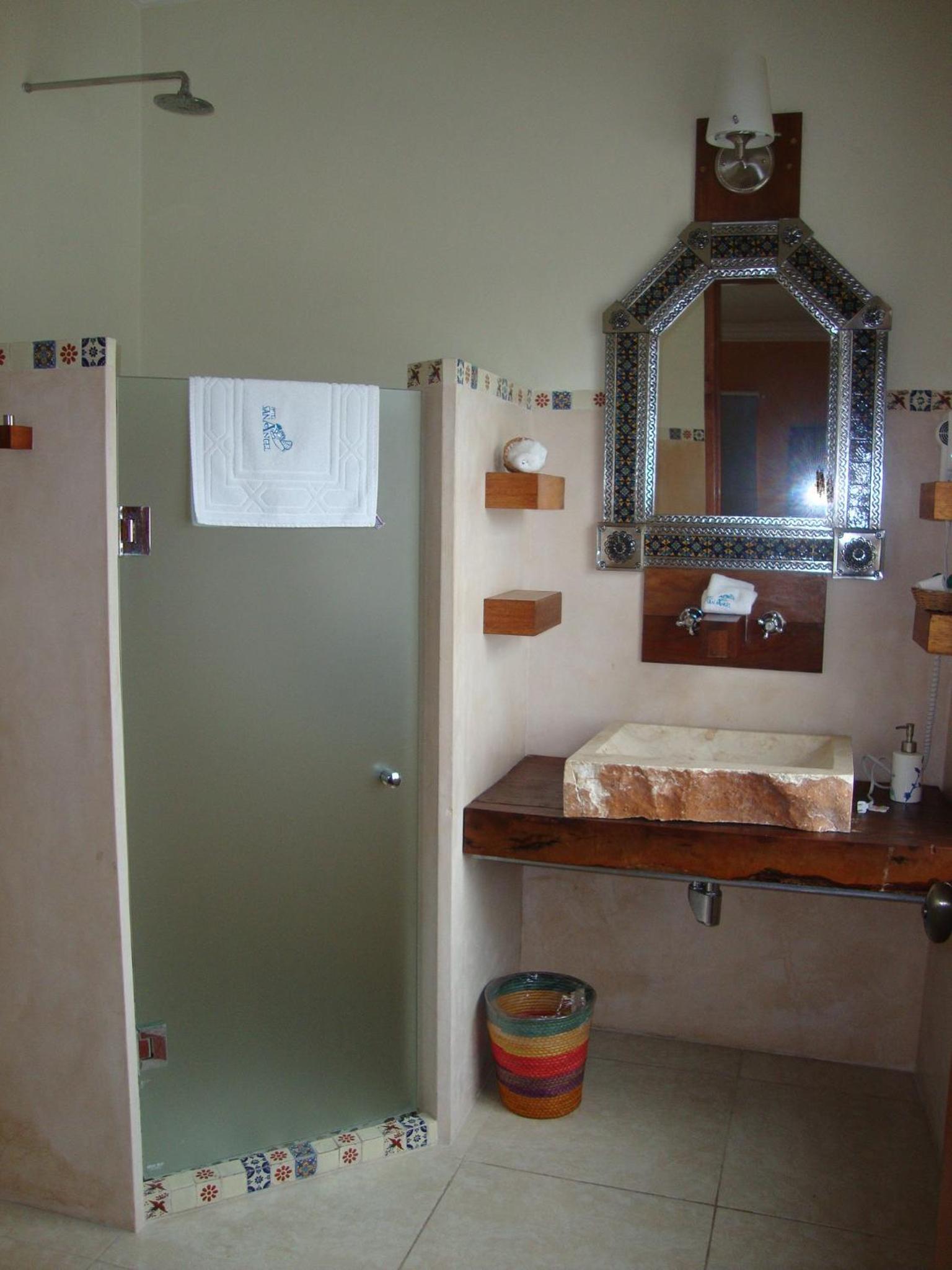 Standard Room - Photo 15