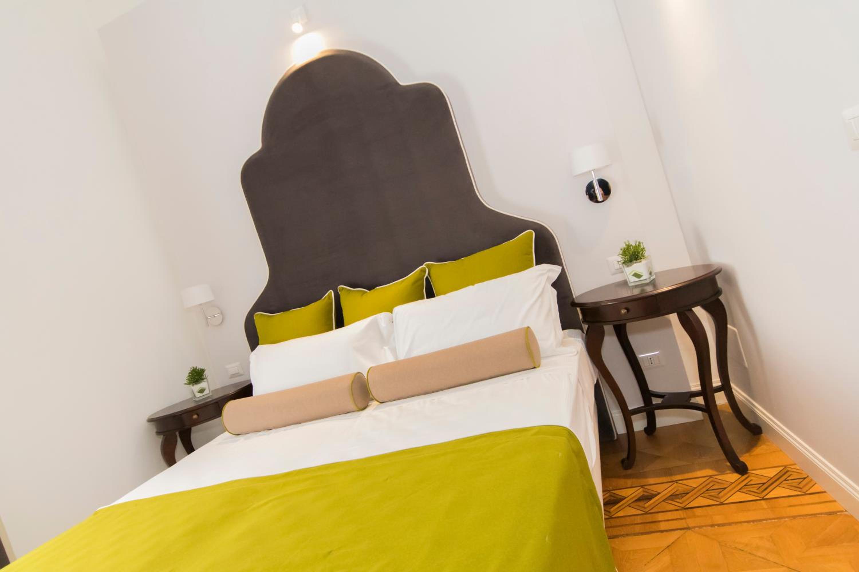 Luxury Quadruple Room - Photo 3