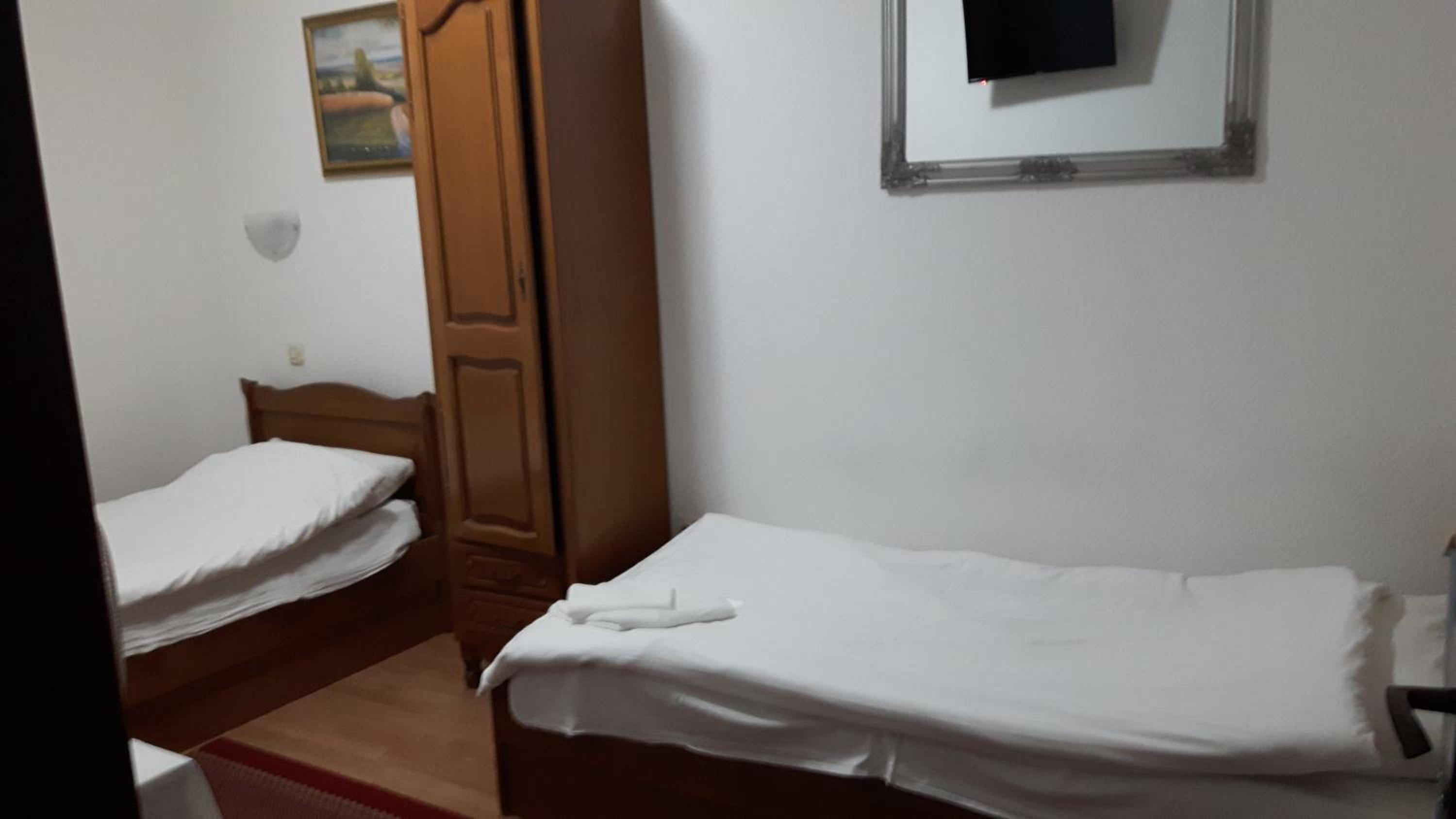 Deluxe Double or Twin Room with Balcony photo 3