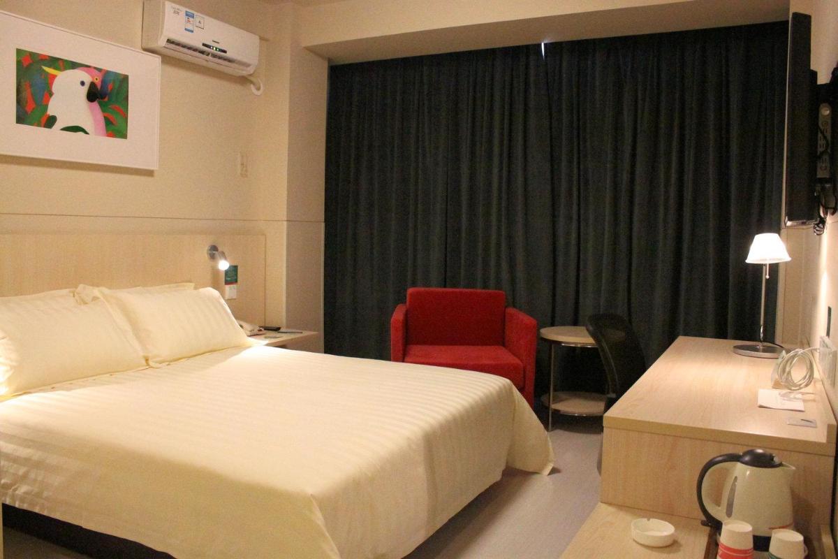 Business Room C photo 2