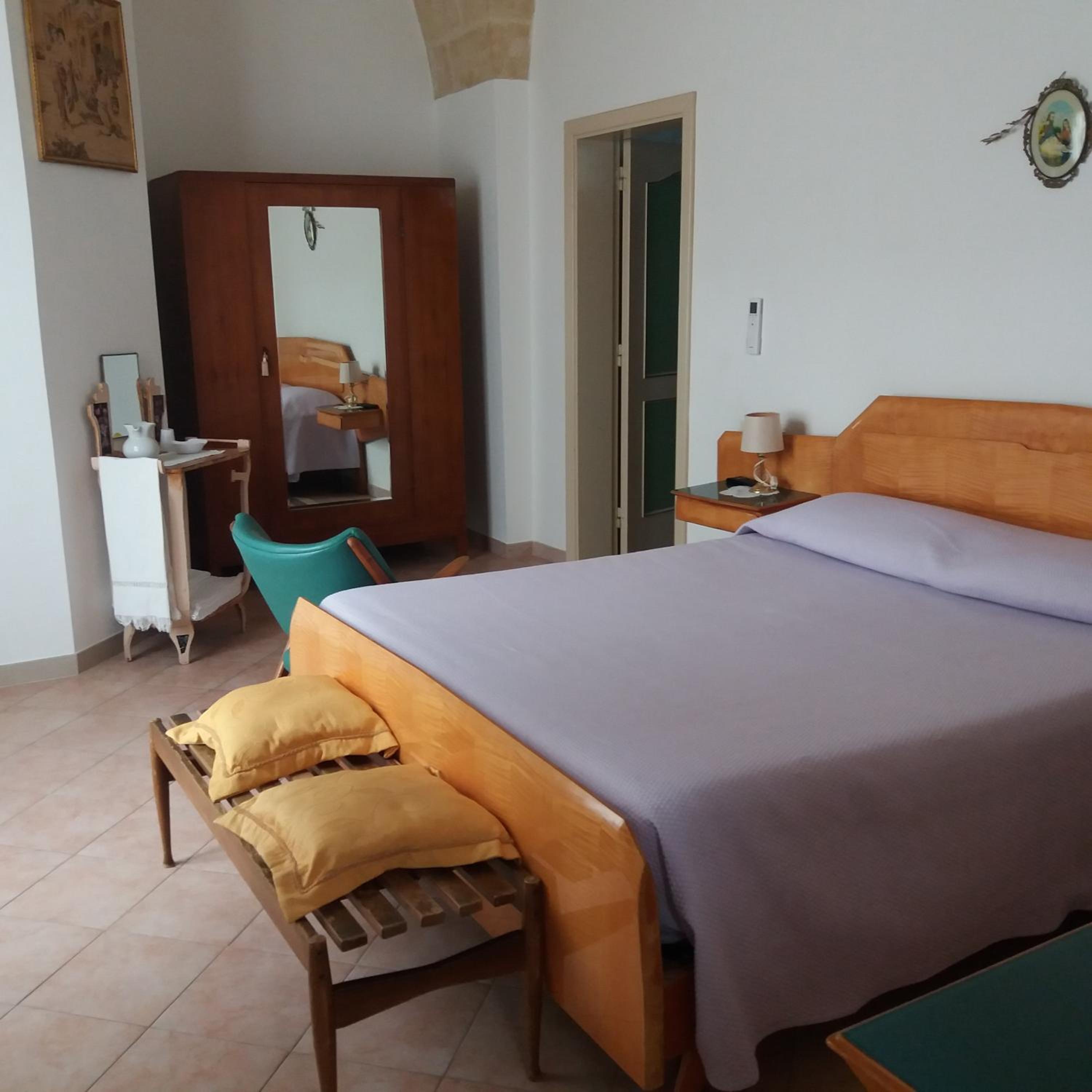 Double Room with Balcony - Photo 1