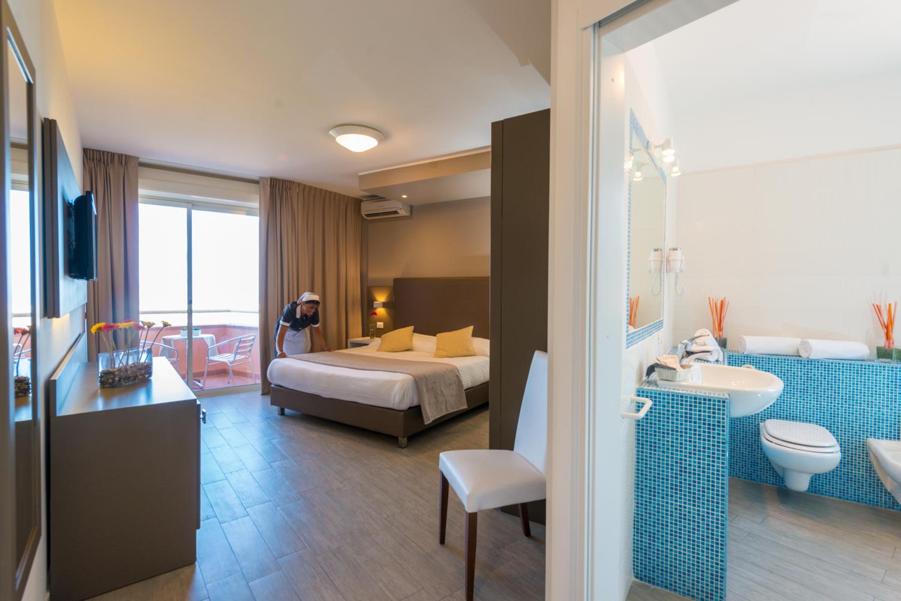 Superior Double Room with View - Photo 7