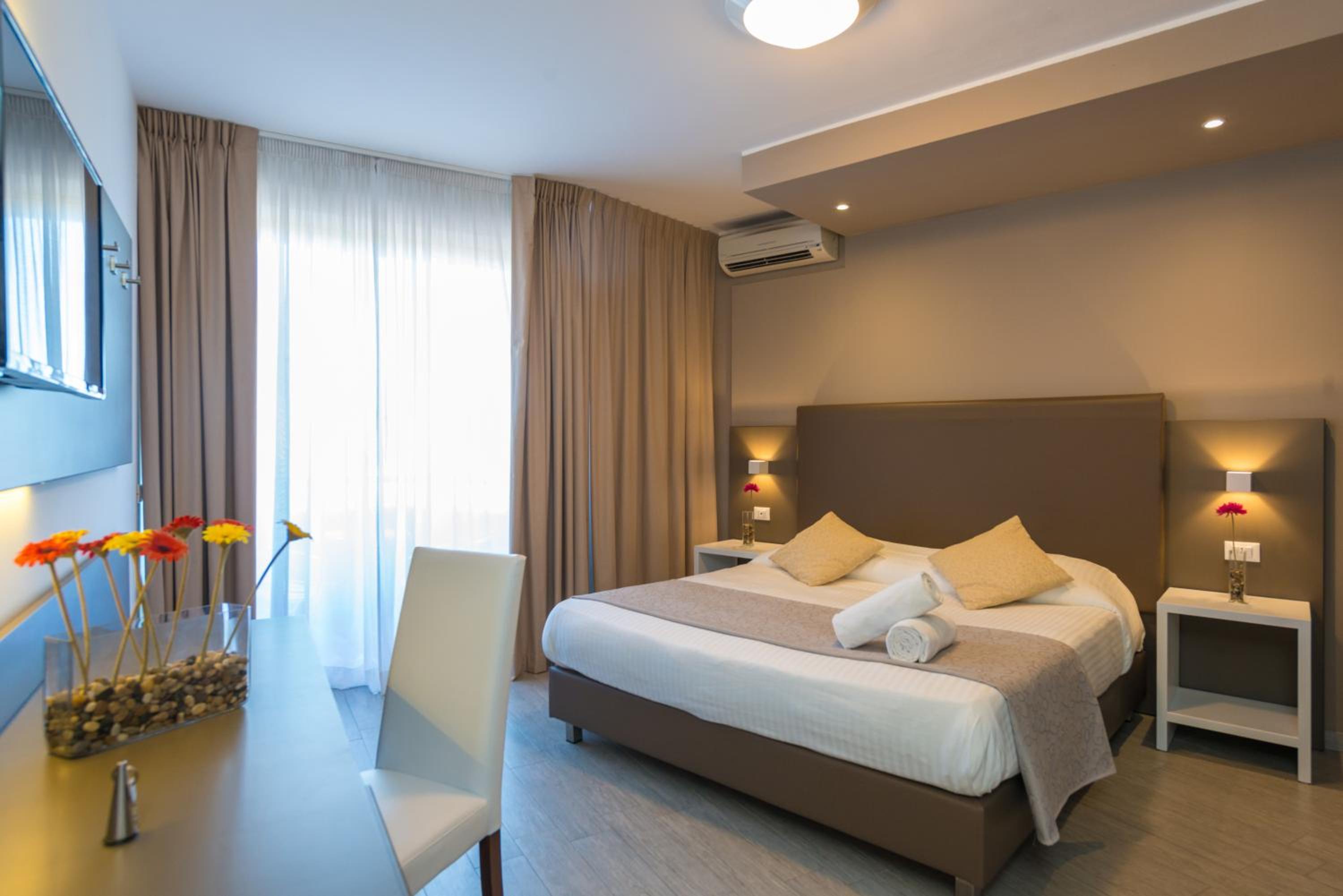 Superior Double Room with View - Photo 16