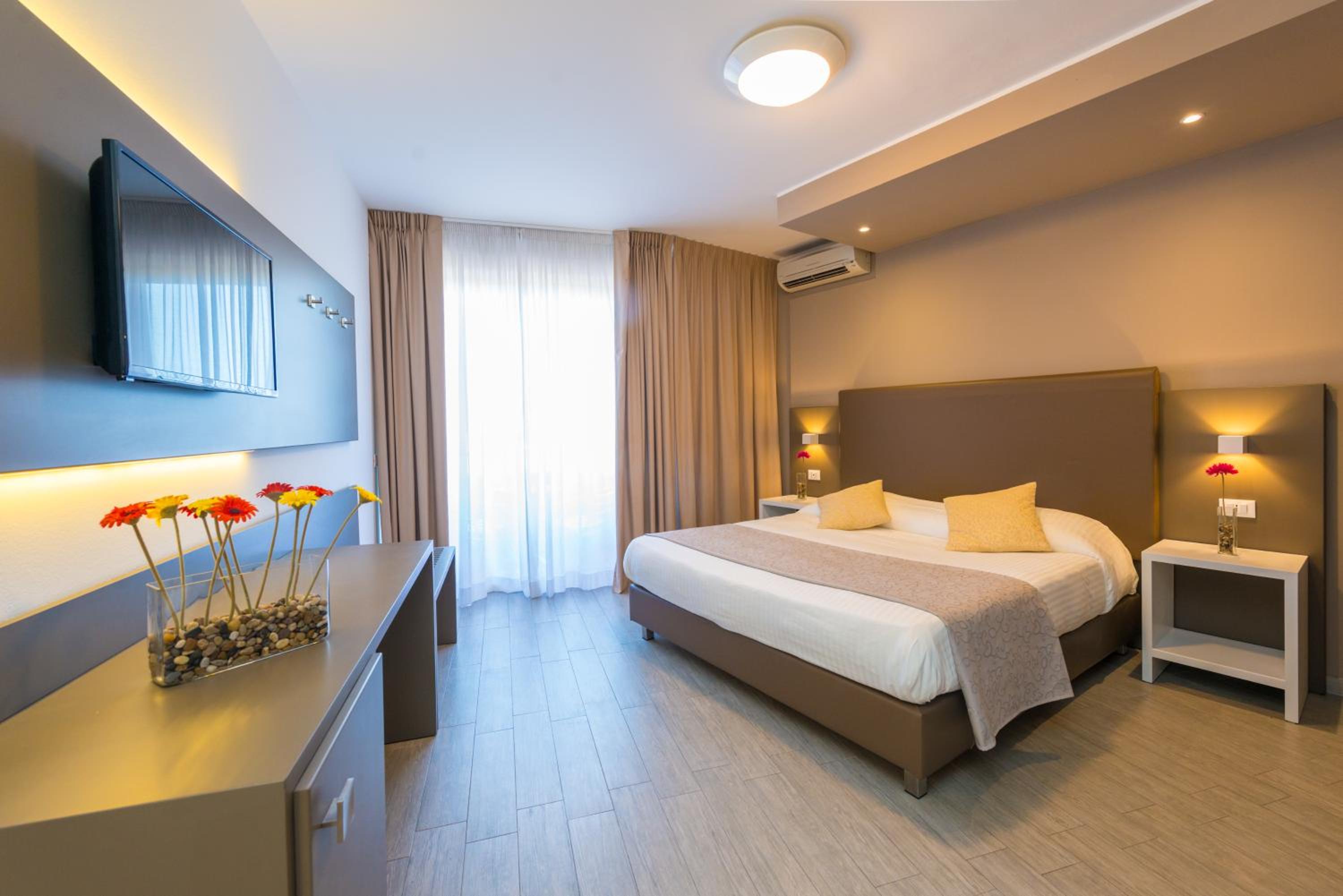 Superior Double Room with View - Photo 15