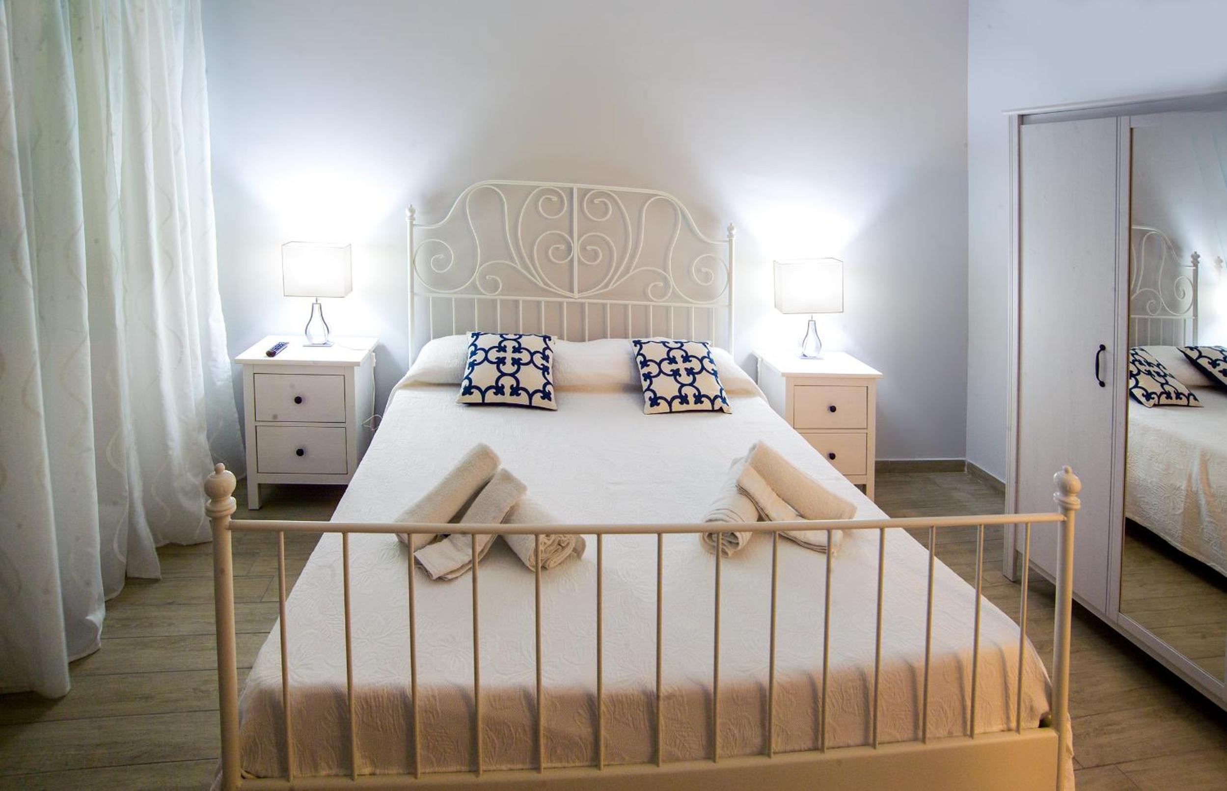 Deluxe Double Room with Balcony and Sea View photo 1