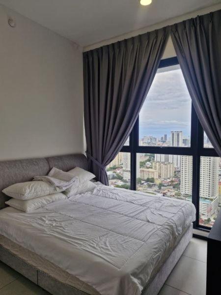 Two-Bedroom Apartment with View photo 3