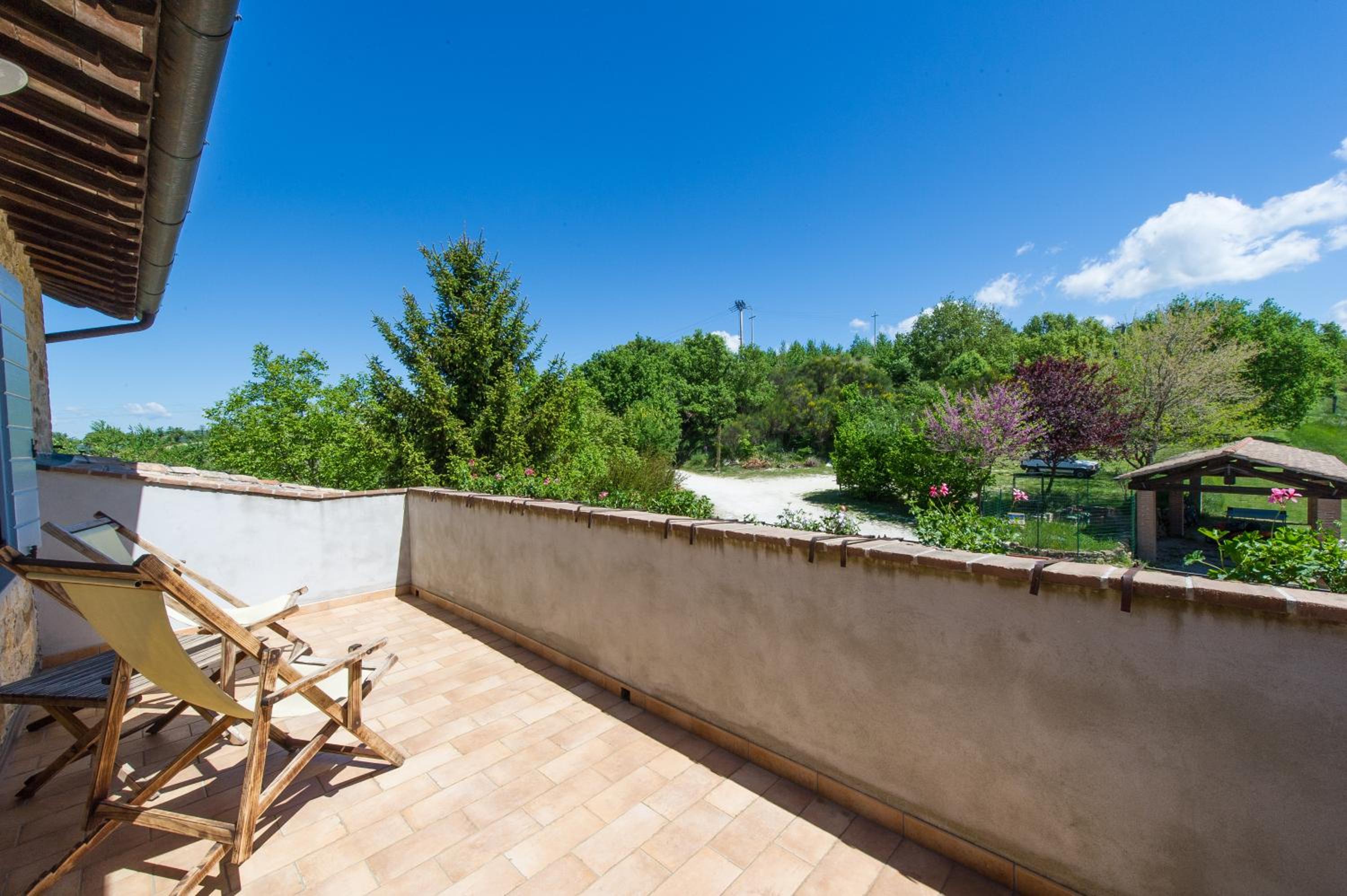 Double Room with Garden View - Photo 4