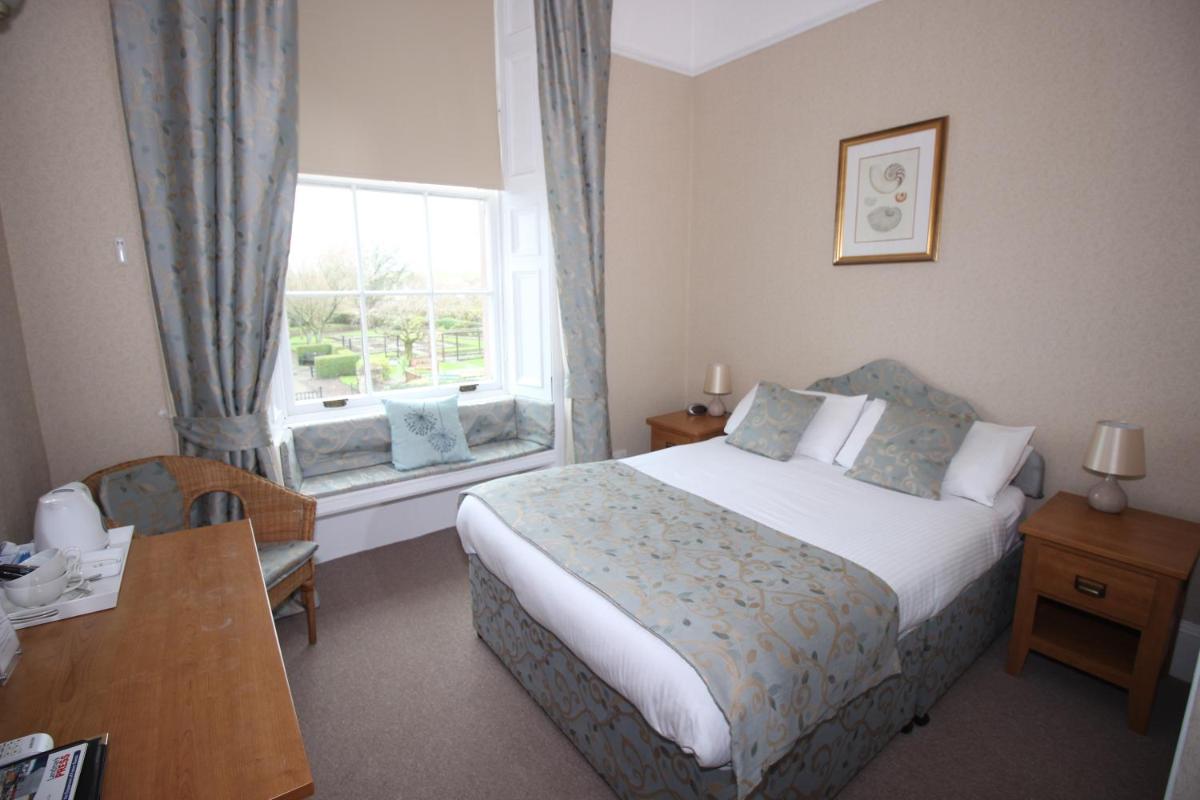 Comfort Double Room with Shower