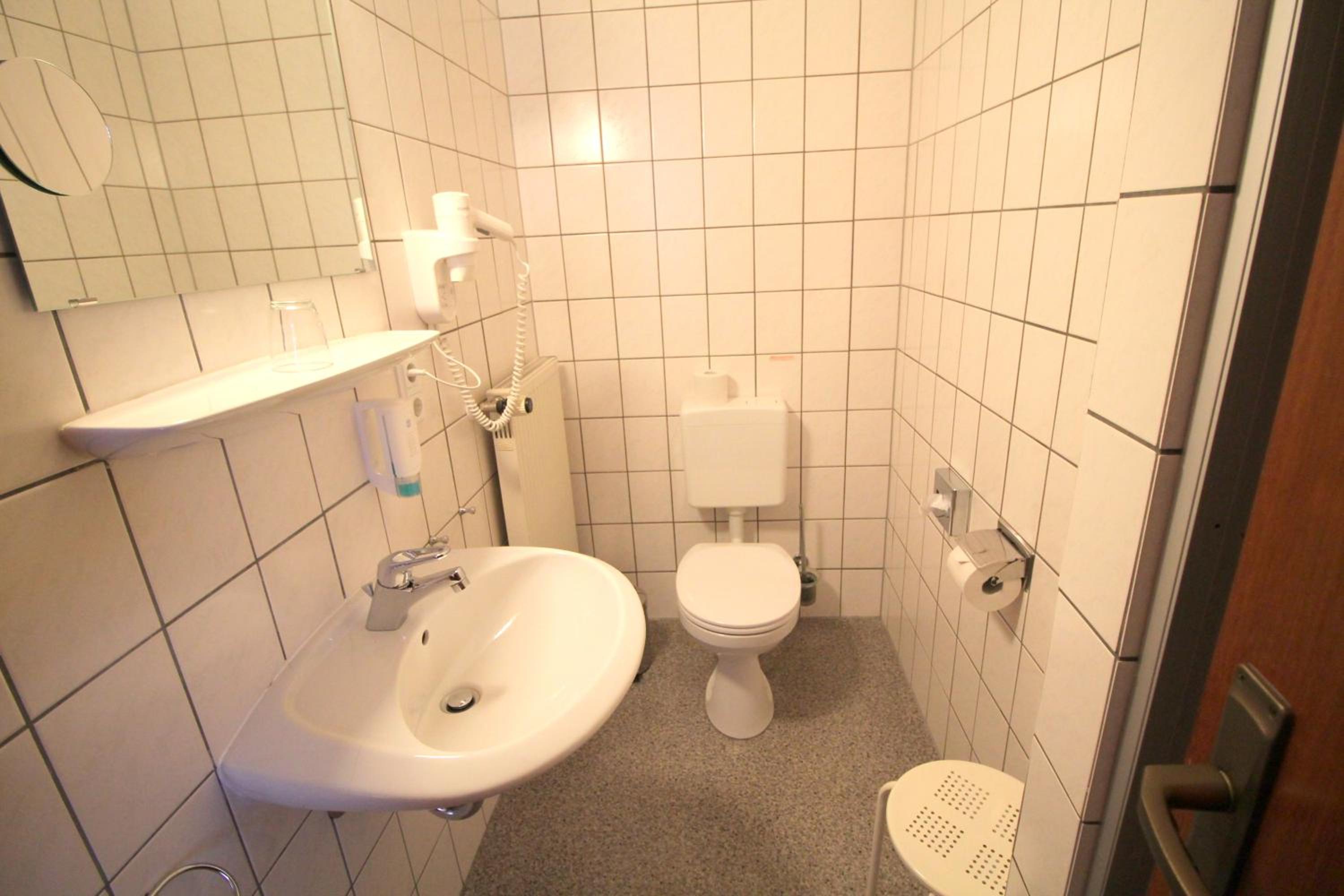 Single Room photo 3