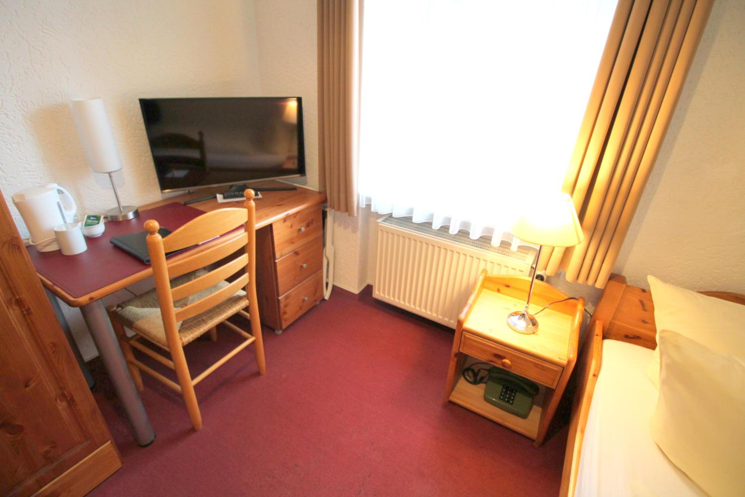 Single Room photo 2