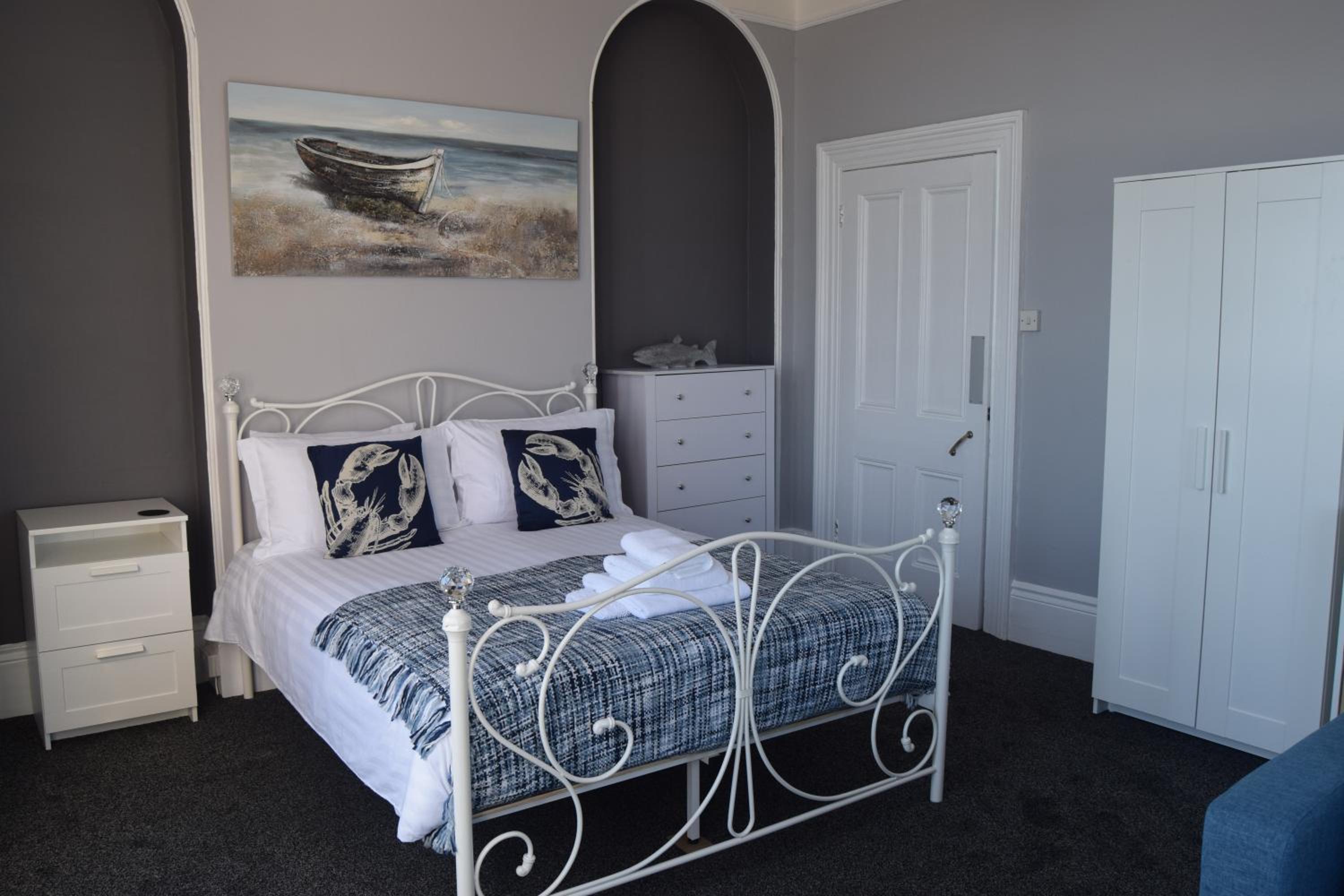 Classic Double Room with Balcony photo 2