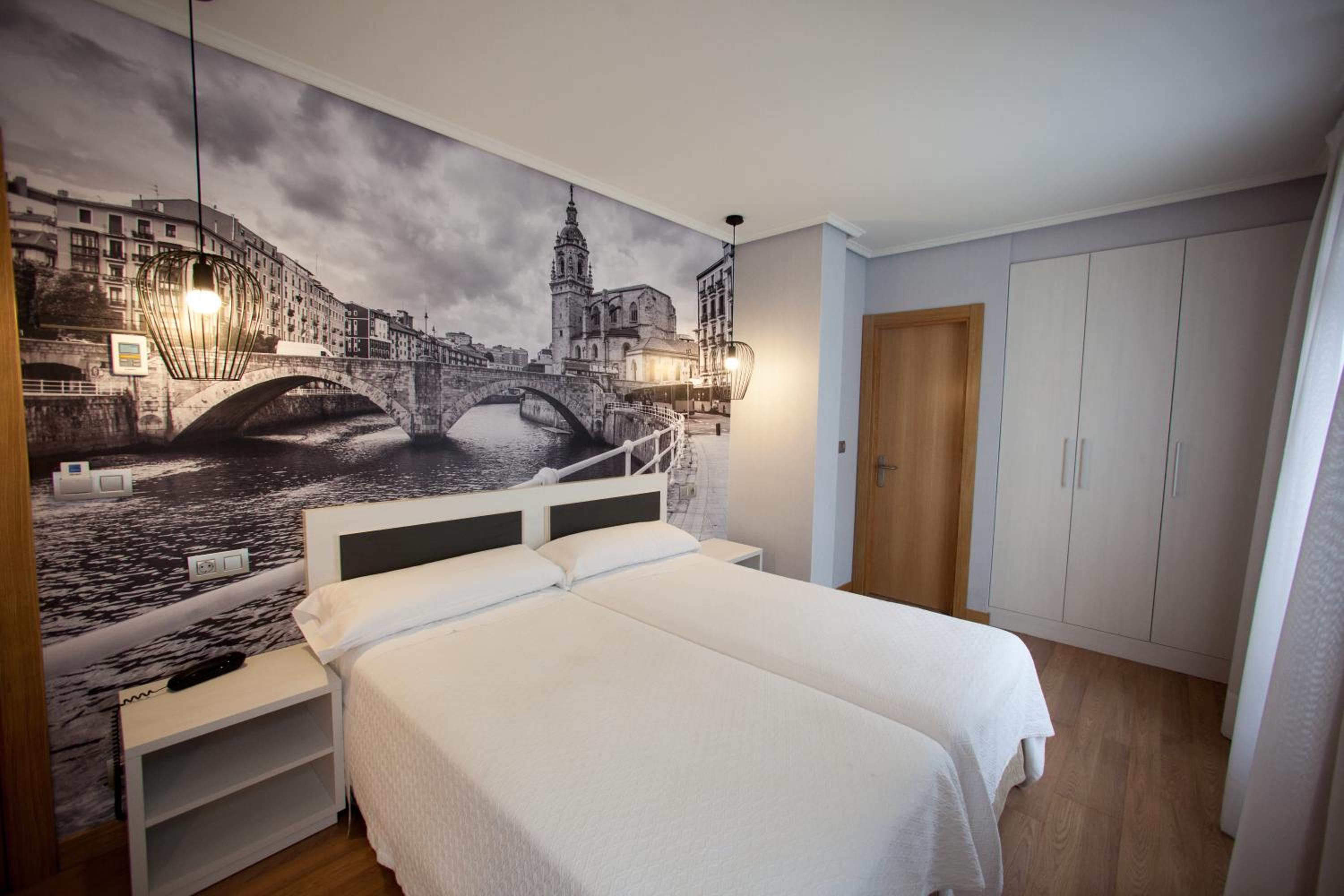 Double or Twin Room - Photo 1