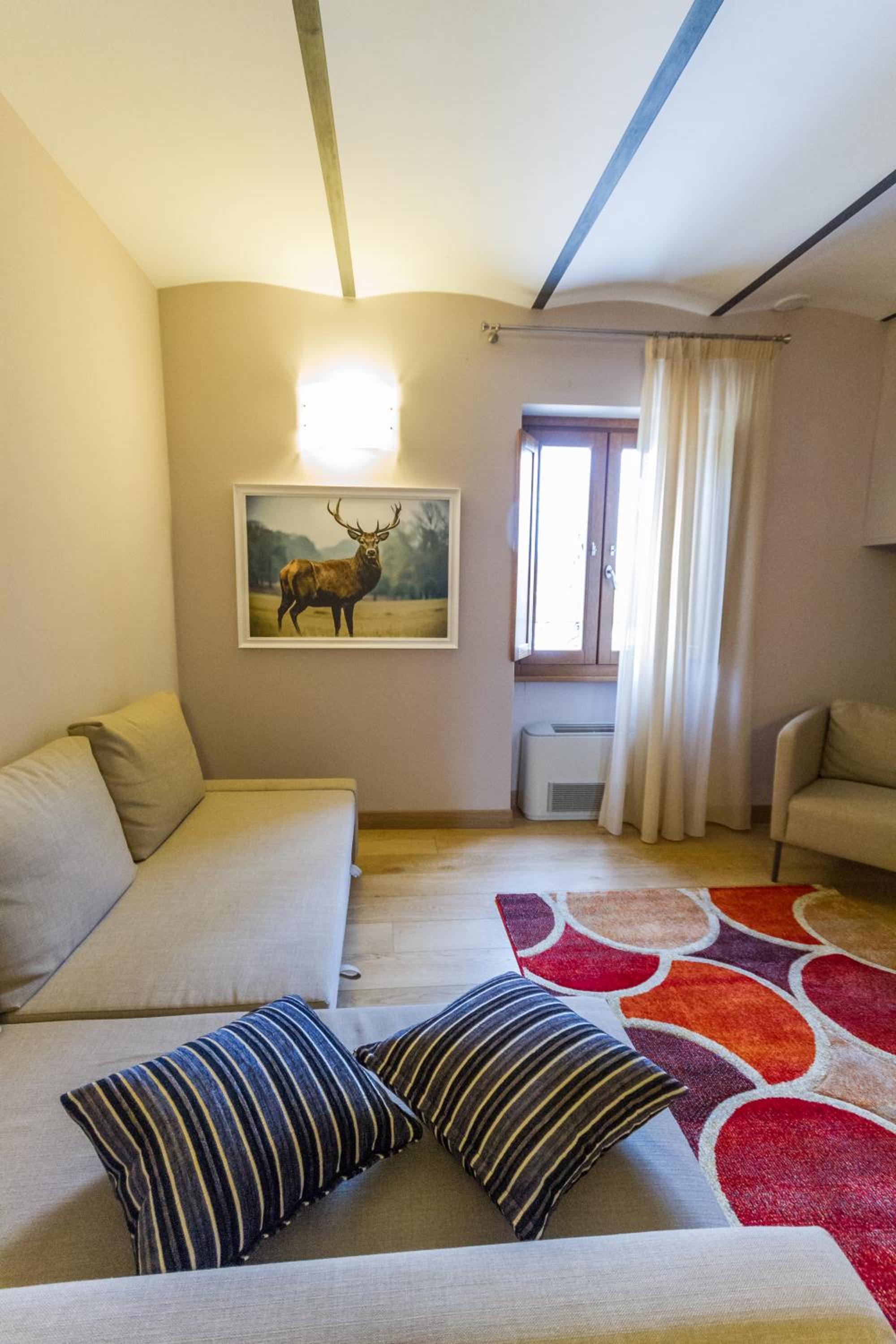 Deluxe Suite photo 1