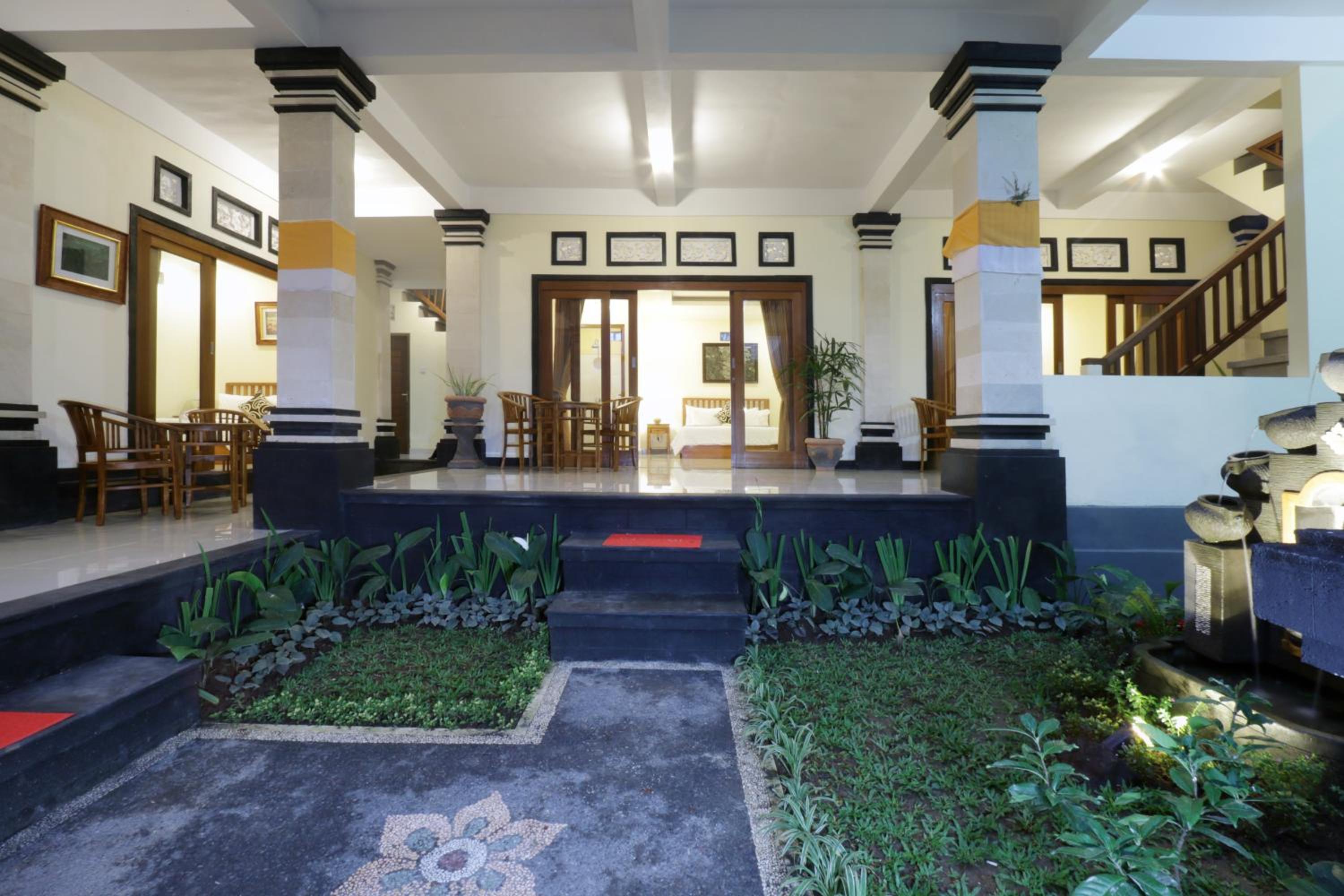 Budget Double Room - Photo 15