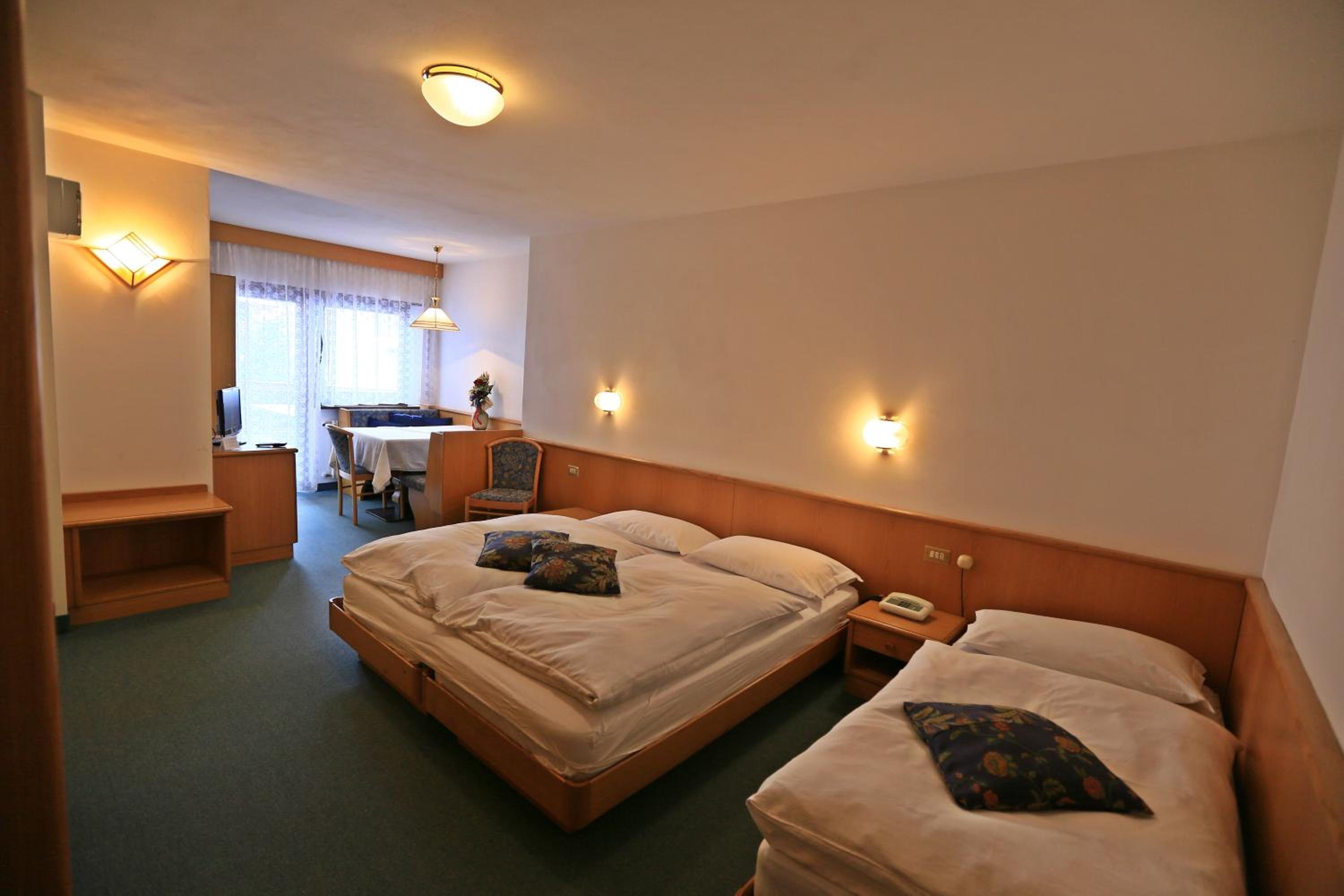 Triple Room - Photo 5