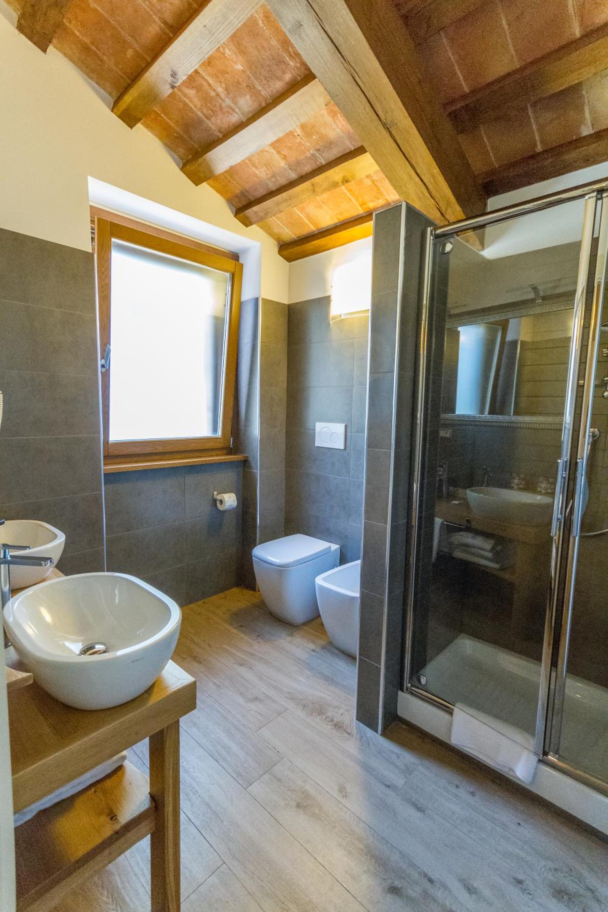 Two-Bedroom Suite photo 3
