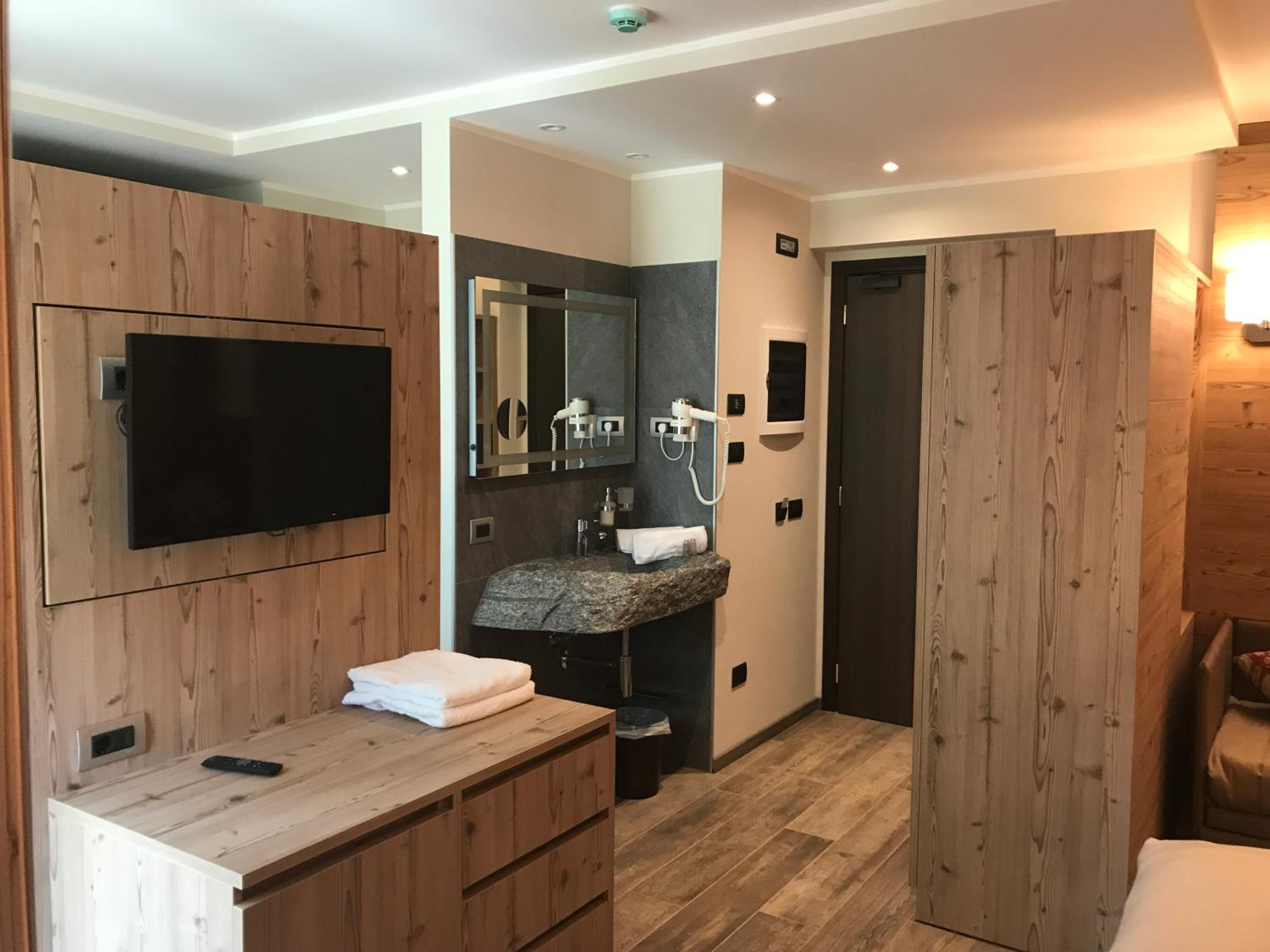 Suite with Sauna - Photo 7