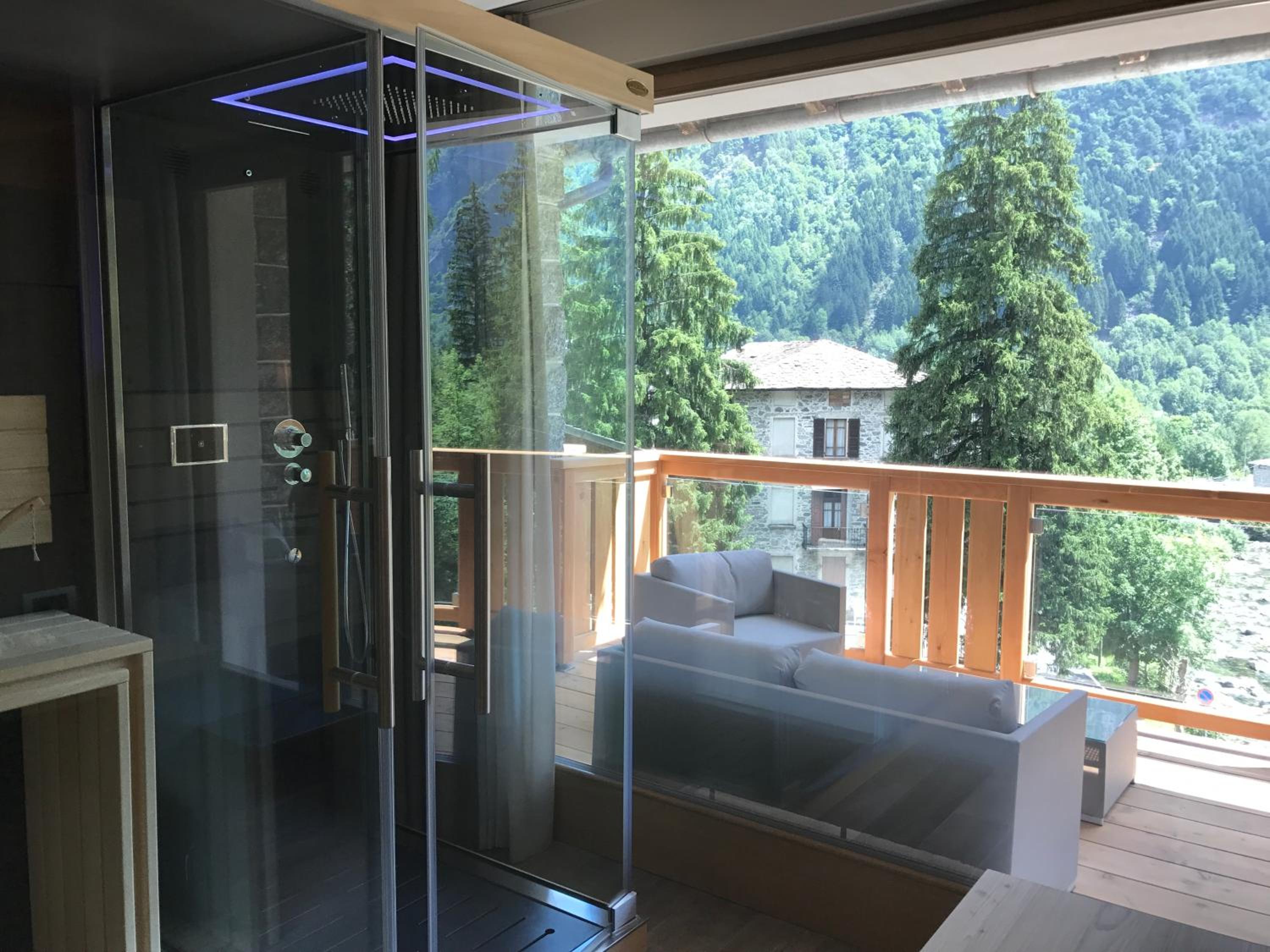 Suite with Sauna - Photo 9