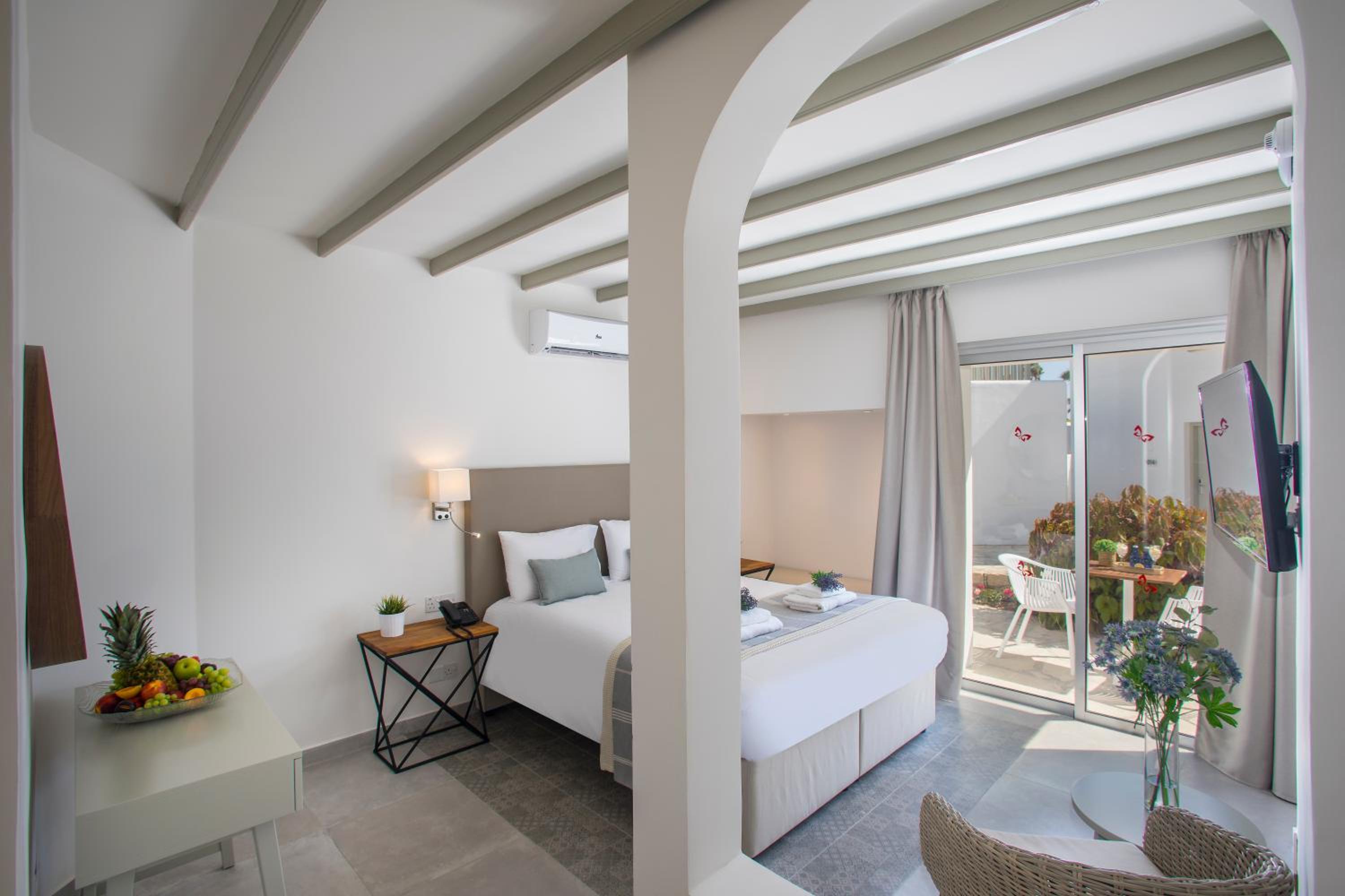 Bungalow with Outdoor Hot tub