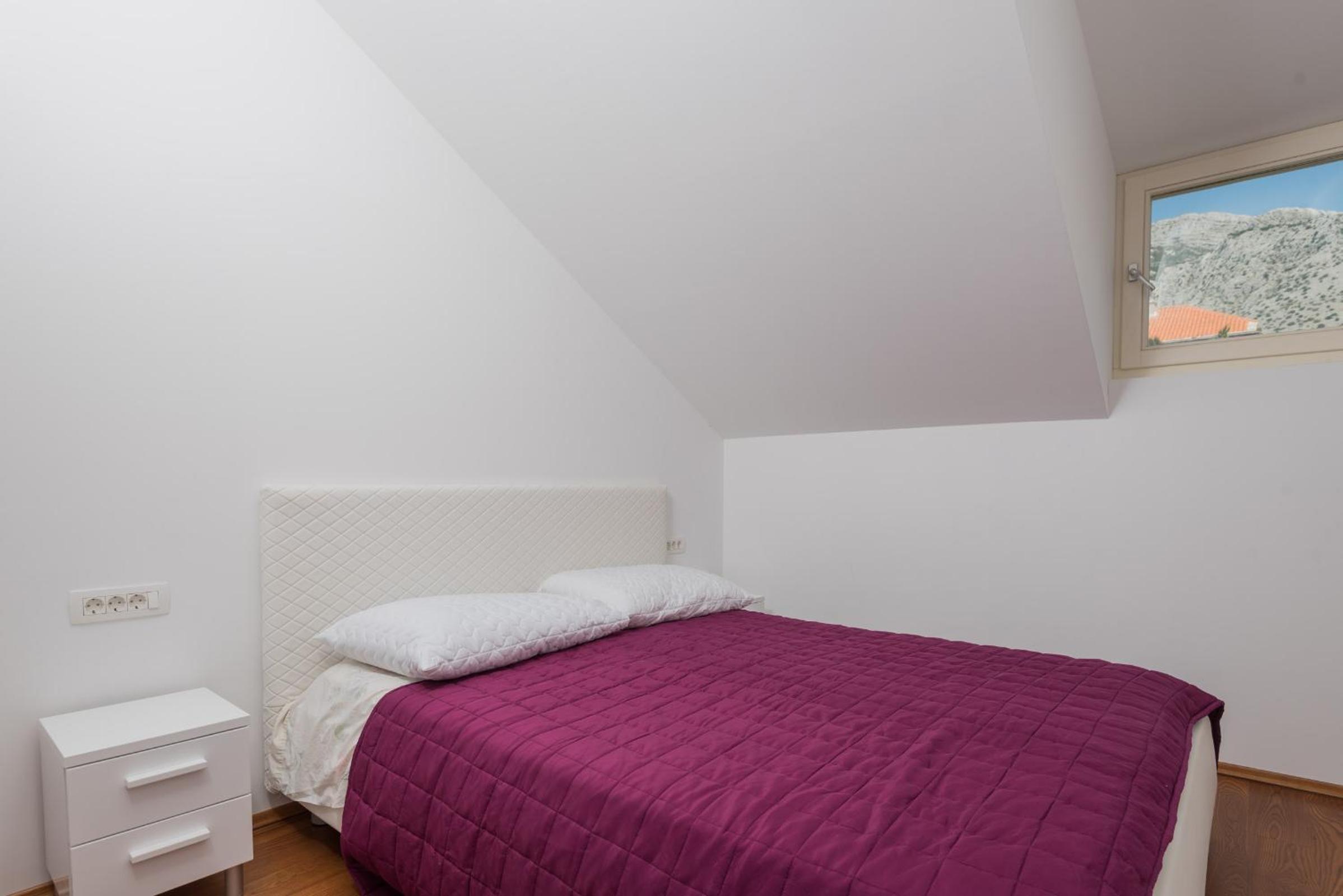 Three-Bedroom Apartment photo 1