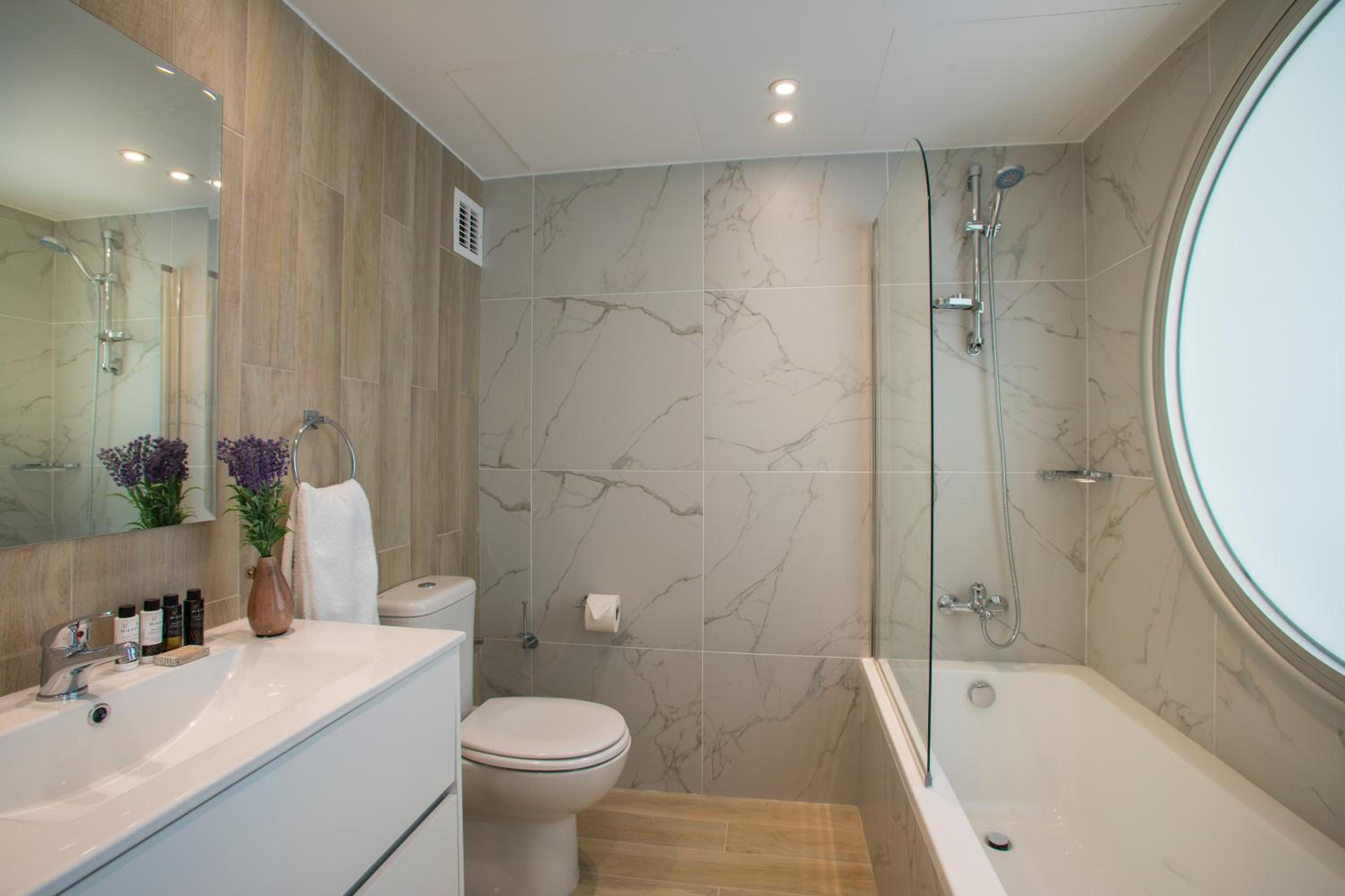 Double or Twin Room with Side Sea View