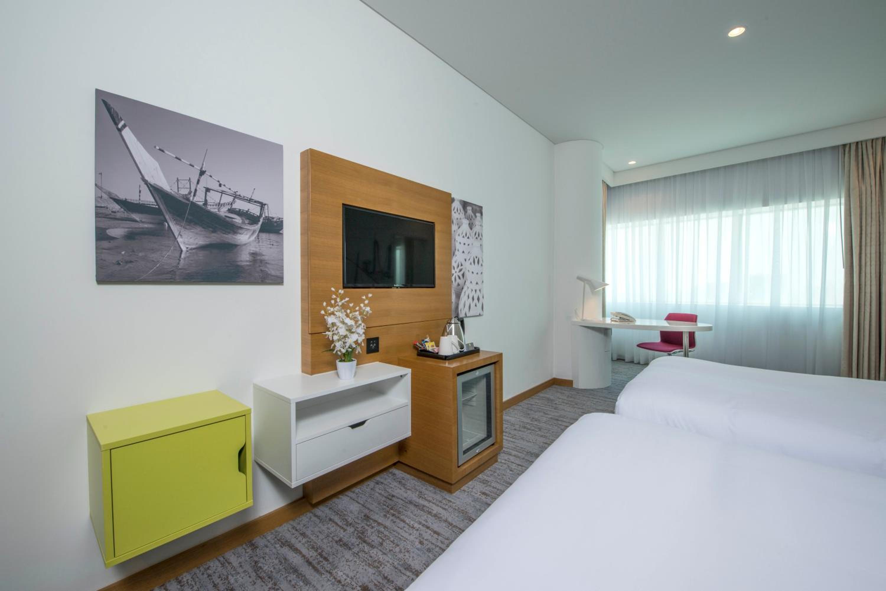 Standard Twin Suite with City View photo 1