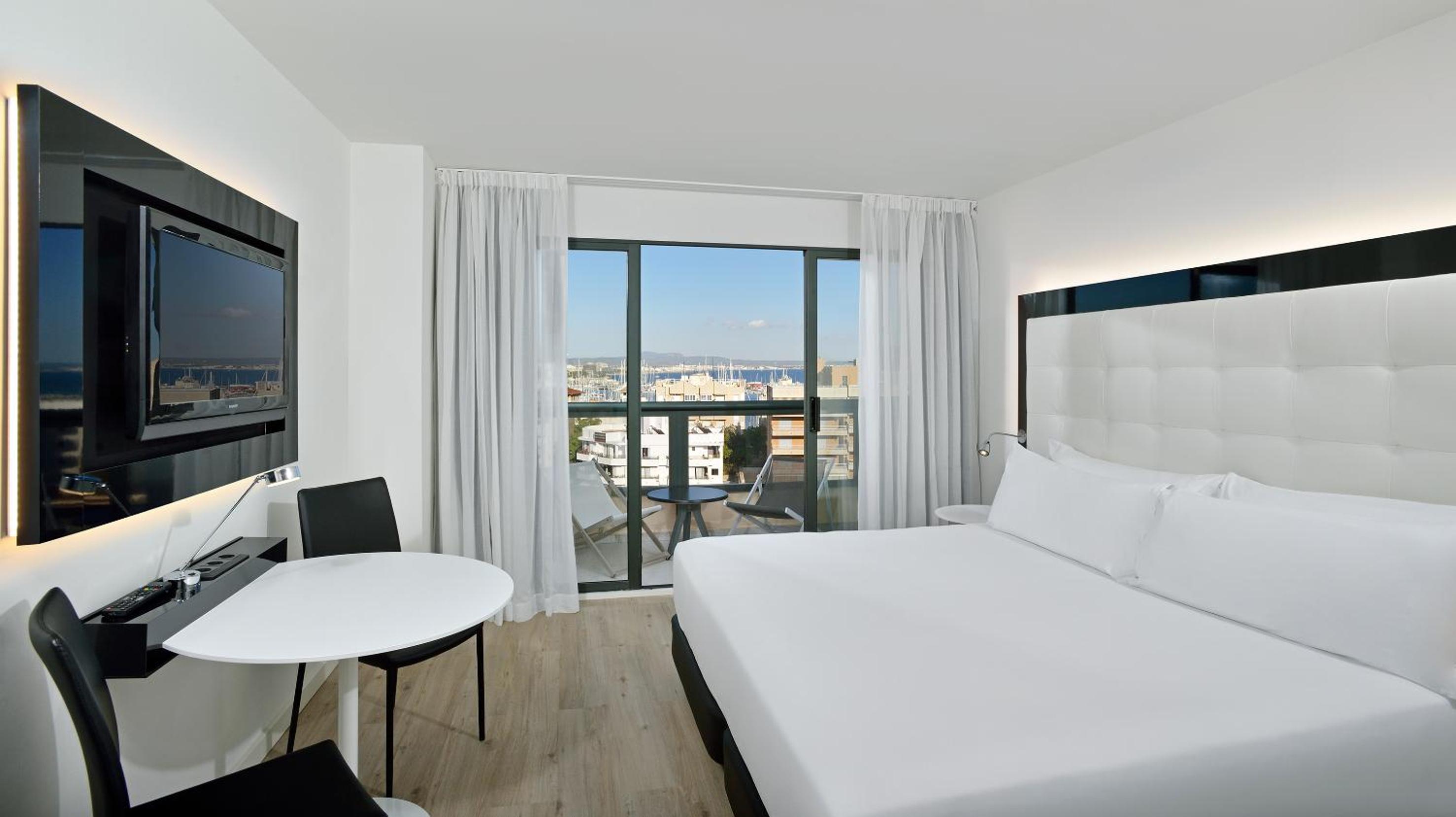 The Innside Premium Room with City View