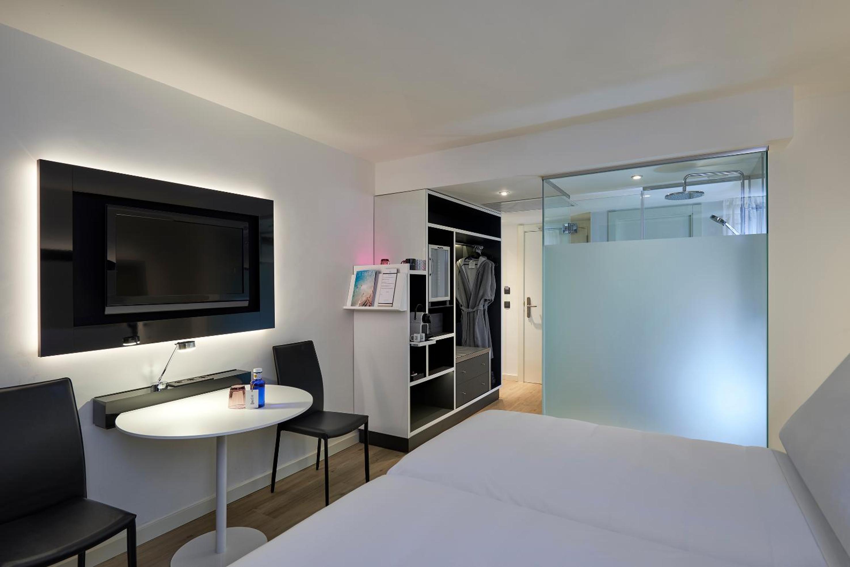 The Innside Premium Room with Balcony