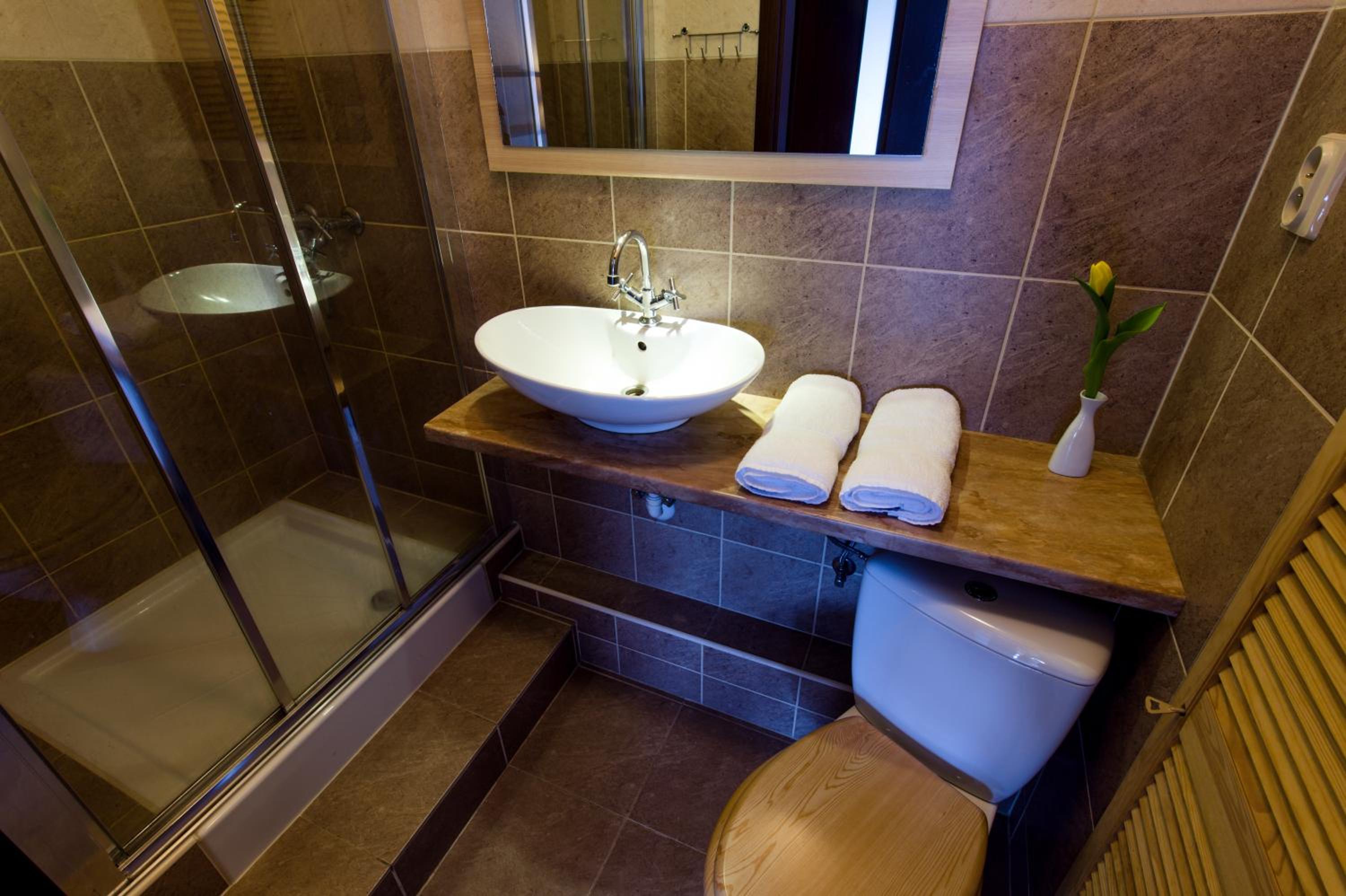 Double Room with Private Bathroom photo 3
