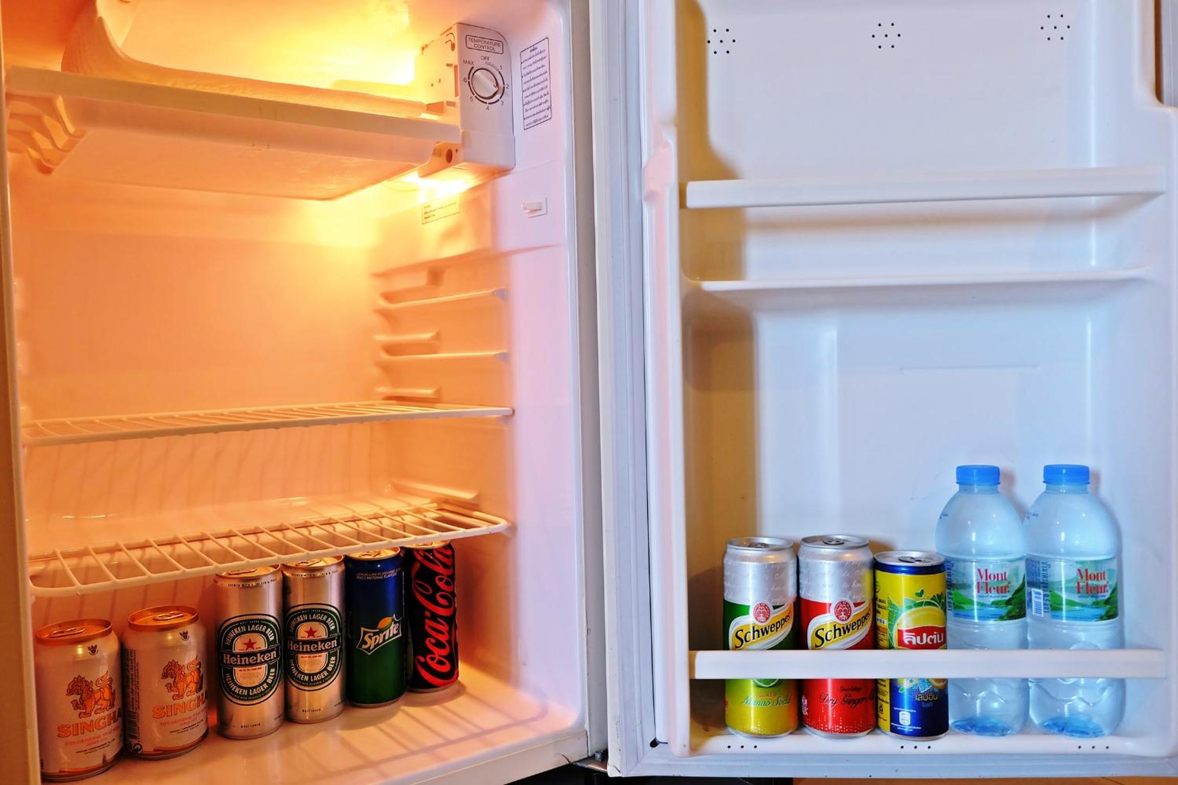 Deluxe with Breakfast Free Round-Trip Airport Transfer and Mini-bar - Photo 7