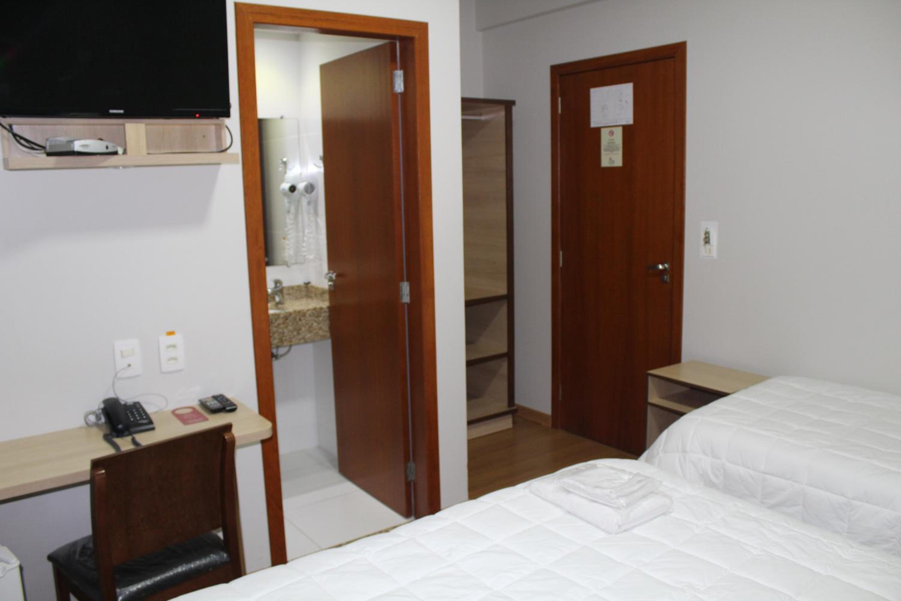 Luxury Triple Room photo 2